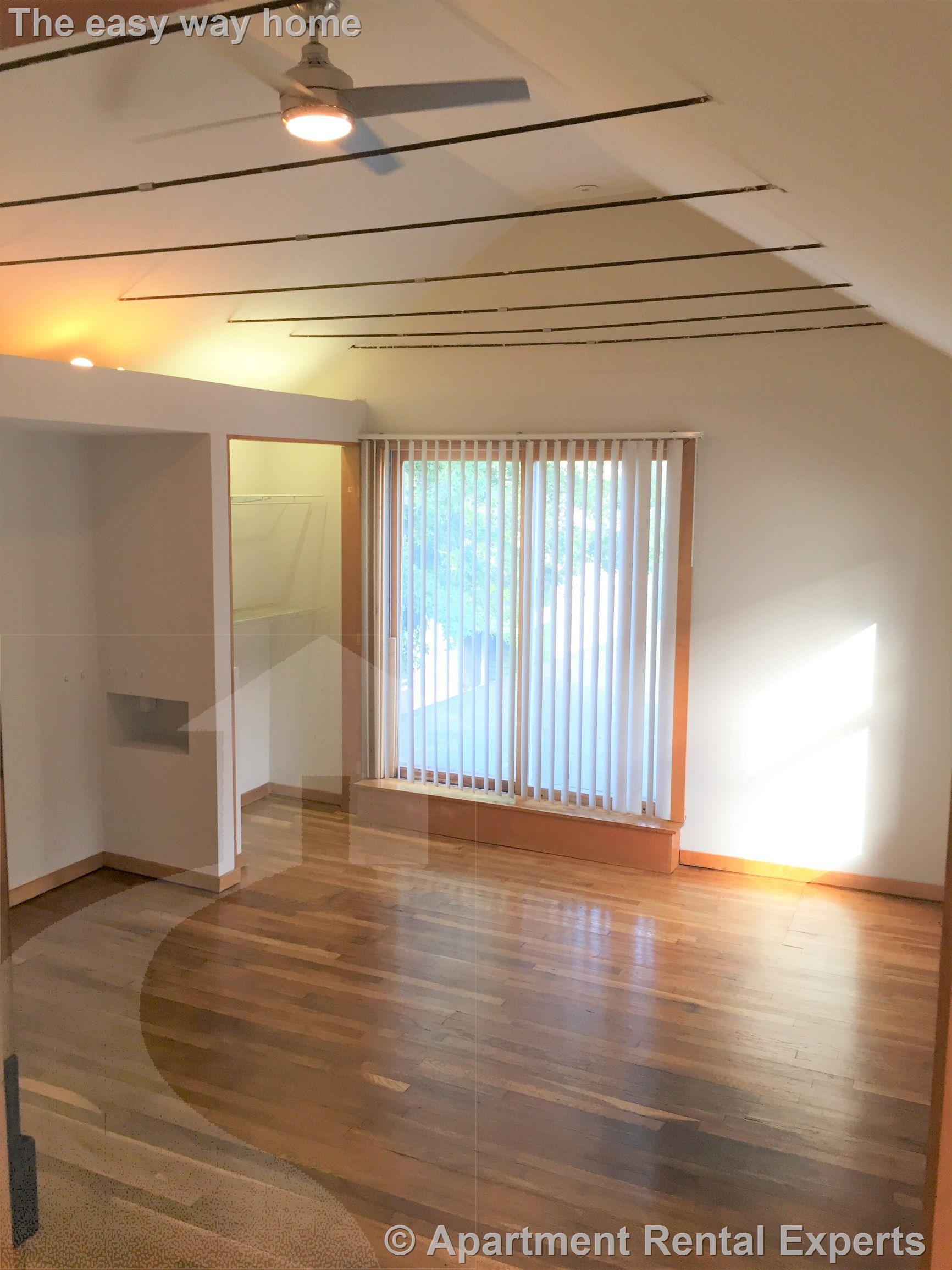 132 Columbia St, Central Square