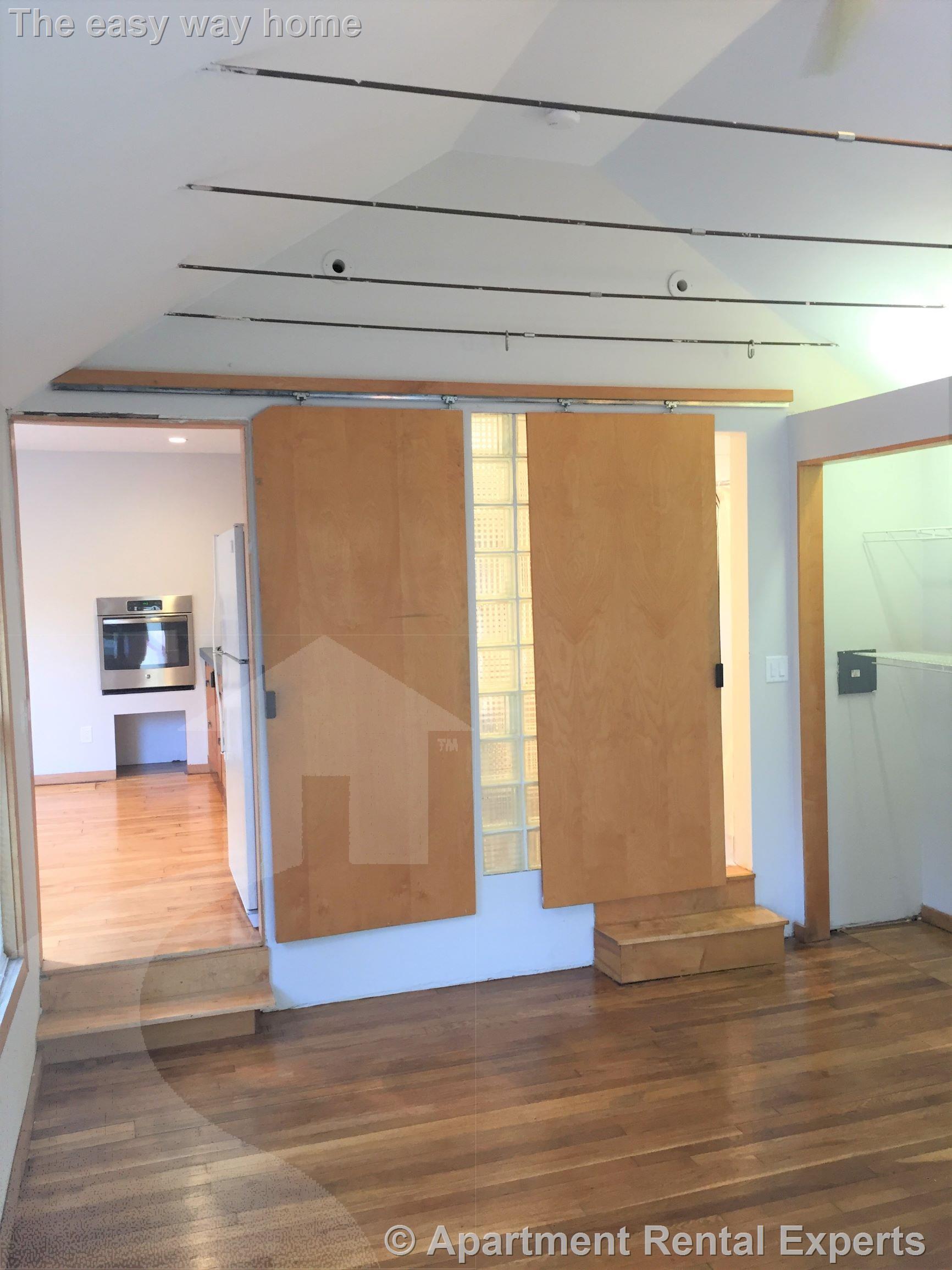 132 Columbia St, Central Square