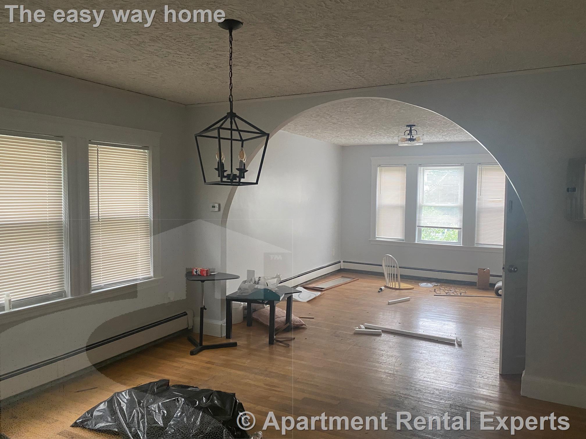 35-37 Aberdeen Ave, Fresh Pond