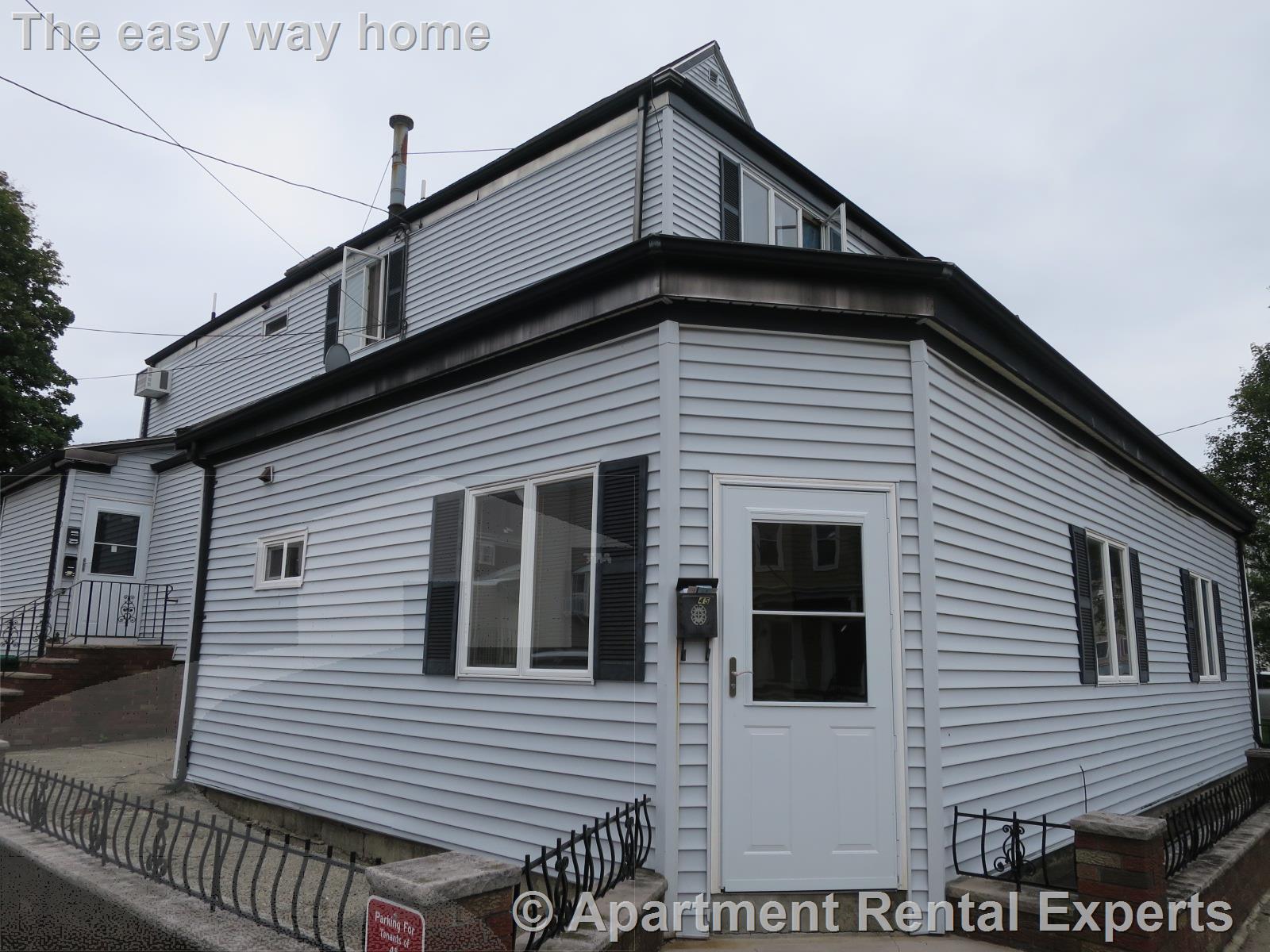 45 Winchester St, Tufts