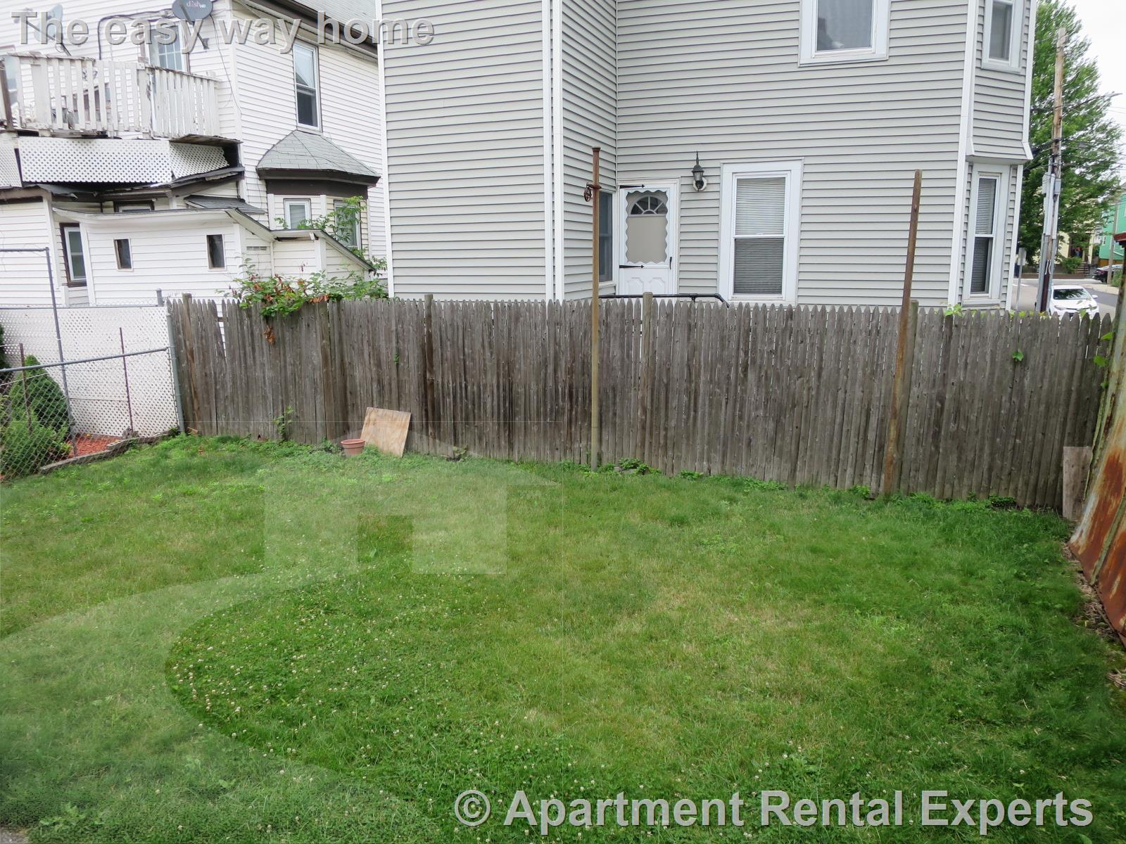 95 Flint St, East Somerville