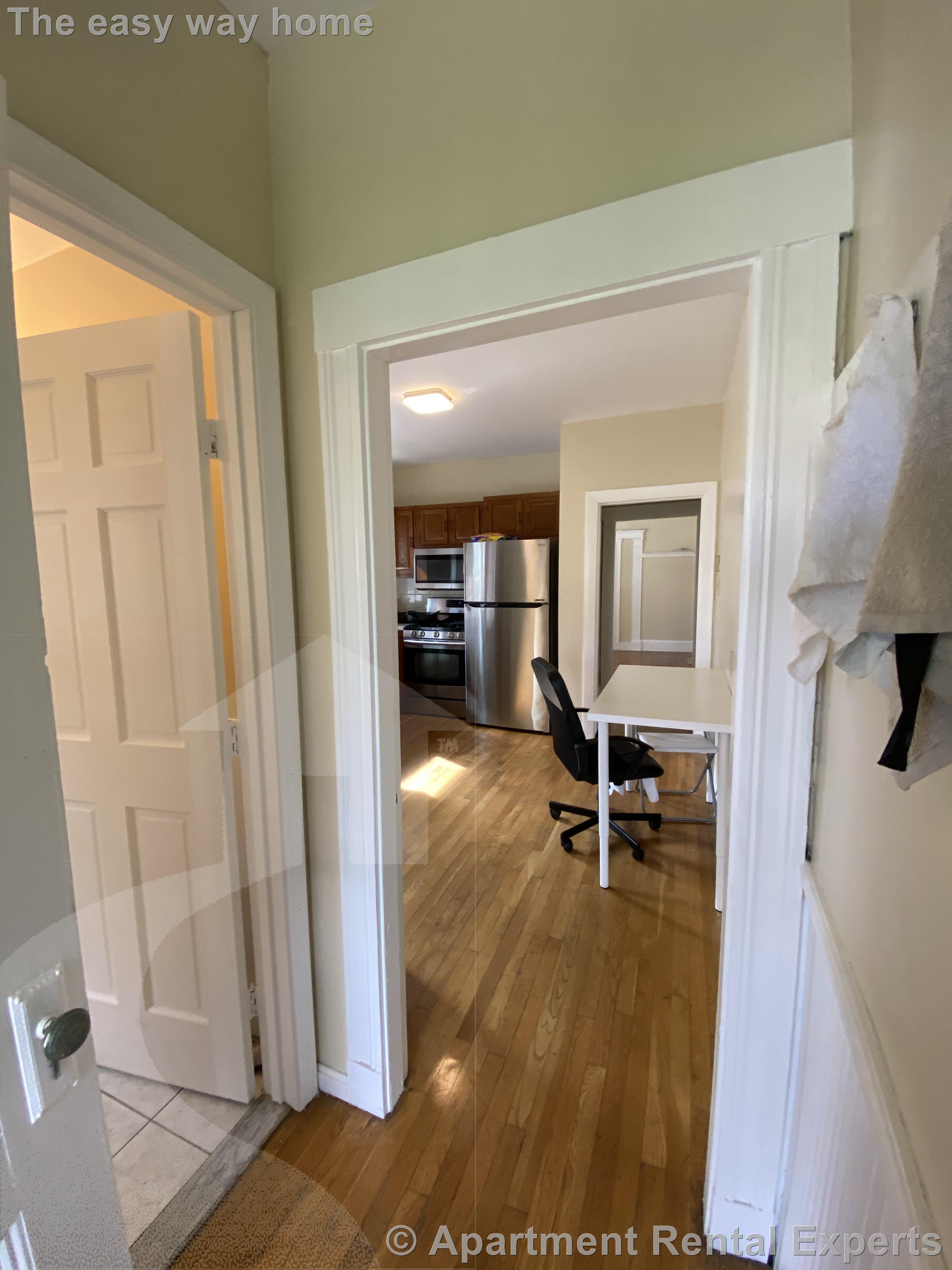 270 Harvard St, Tufts