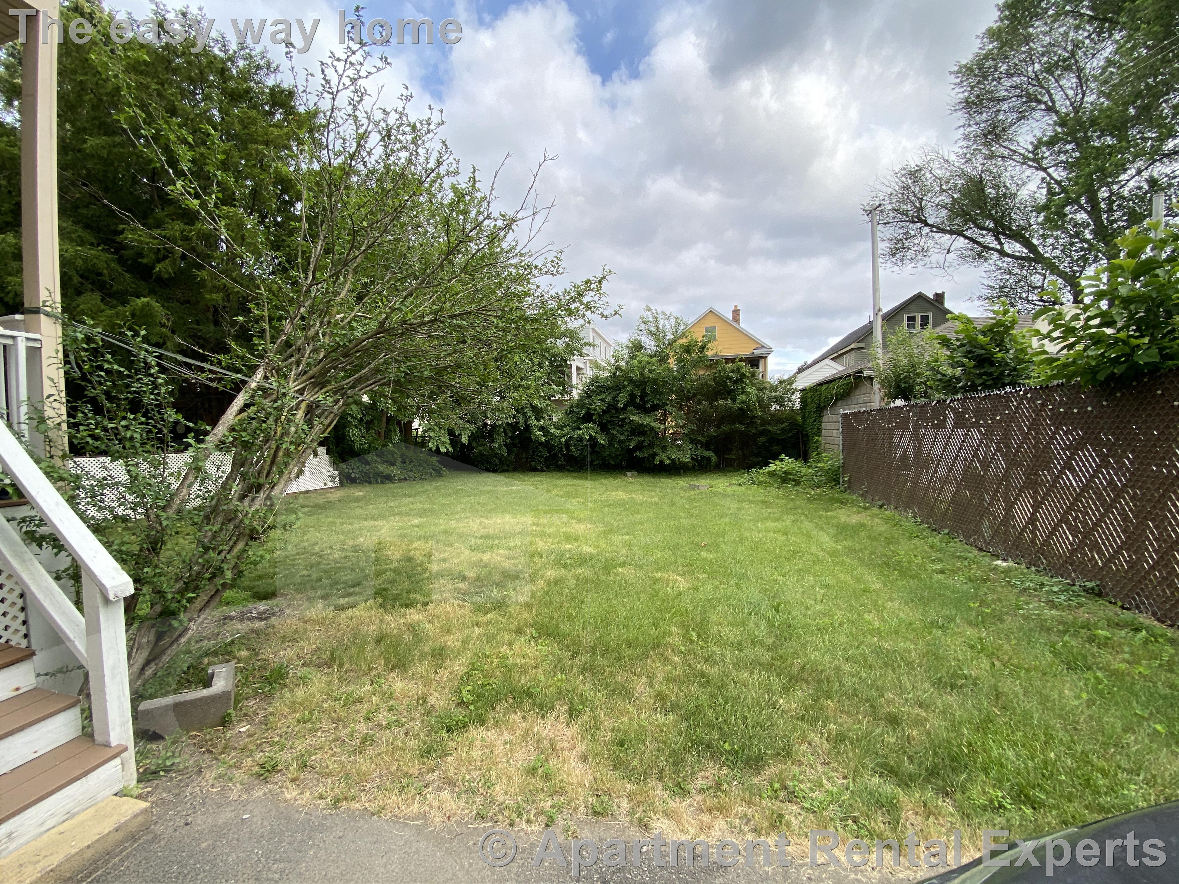 270 Harvard St, Tufts