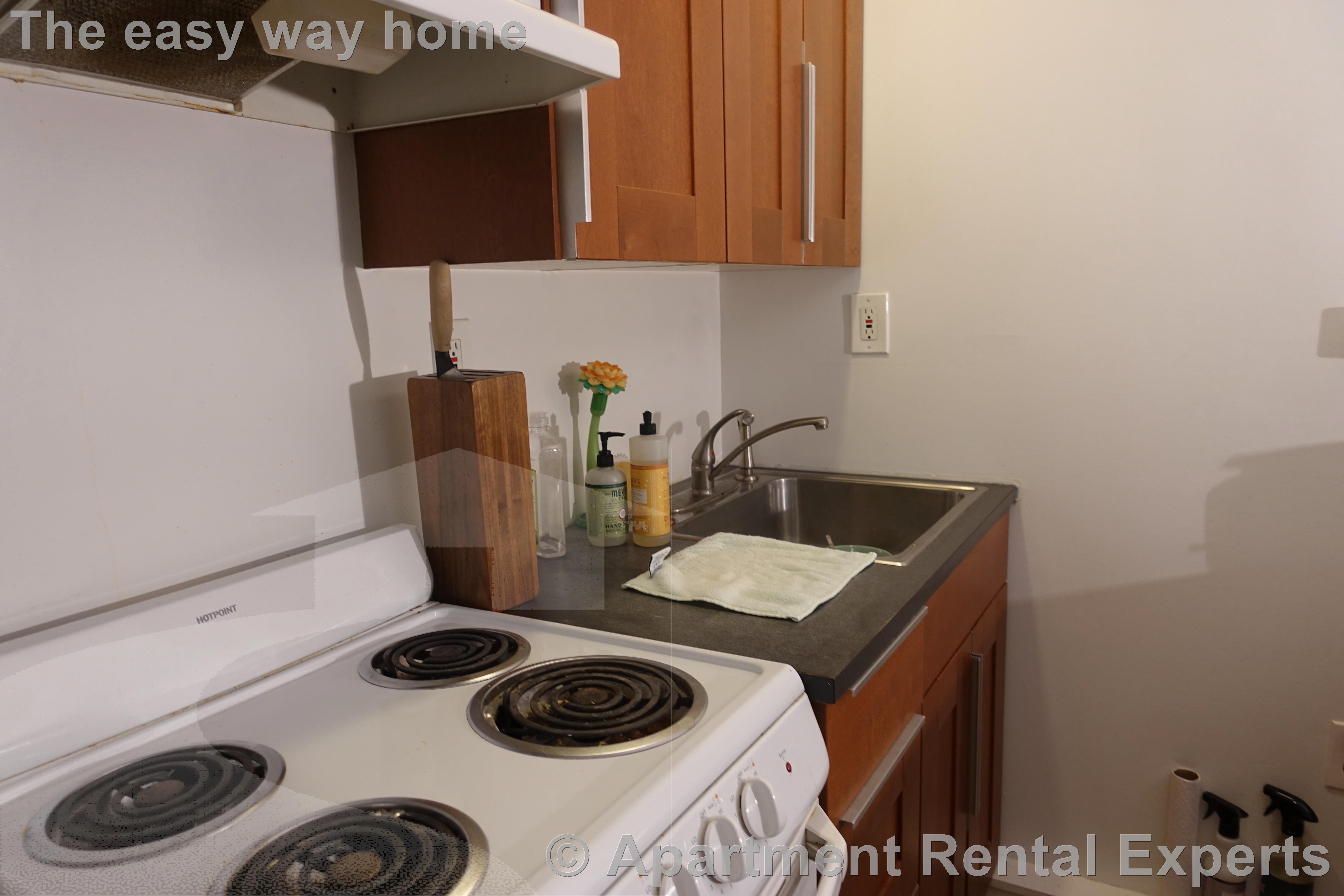 646 Green St, Riverside