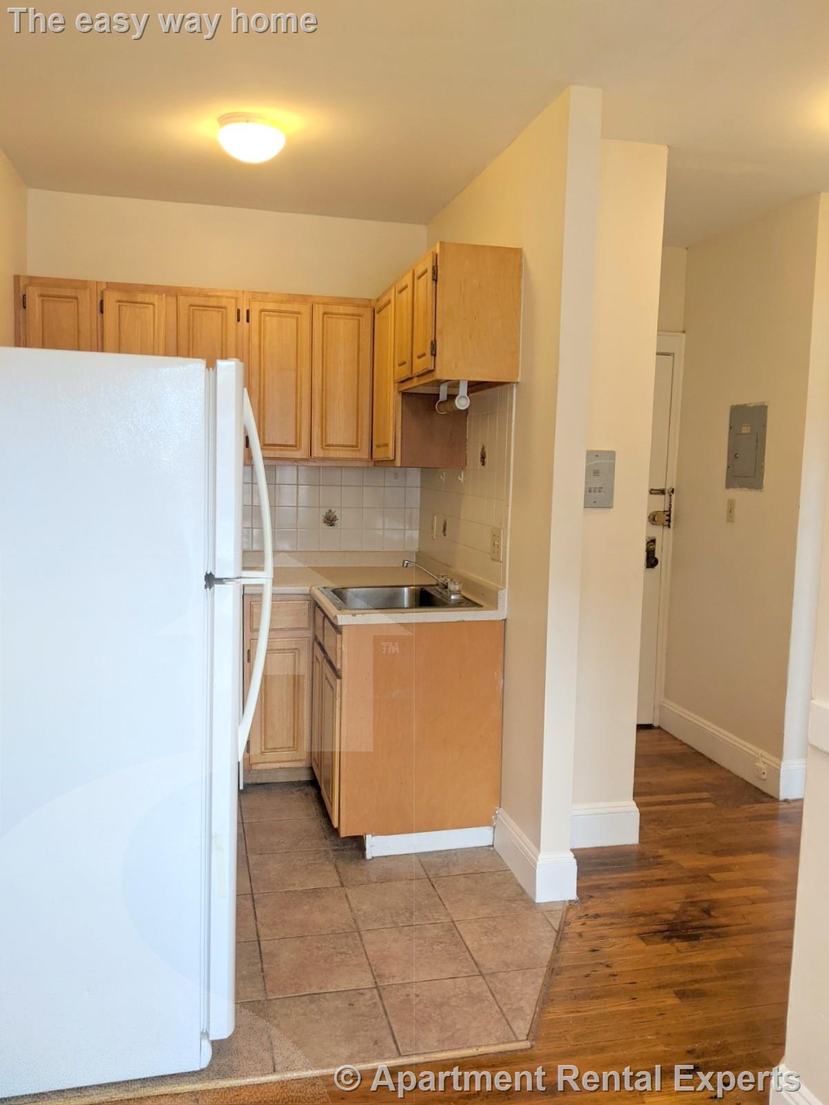 4 Cogswell Ave, Porter Square