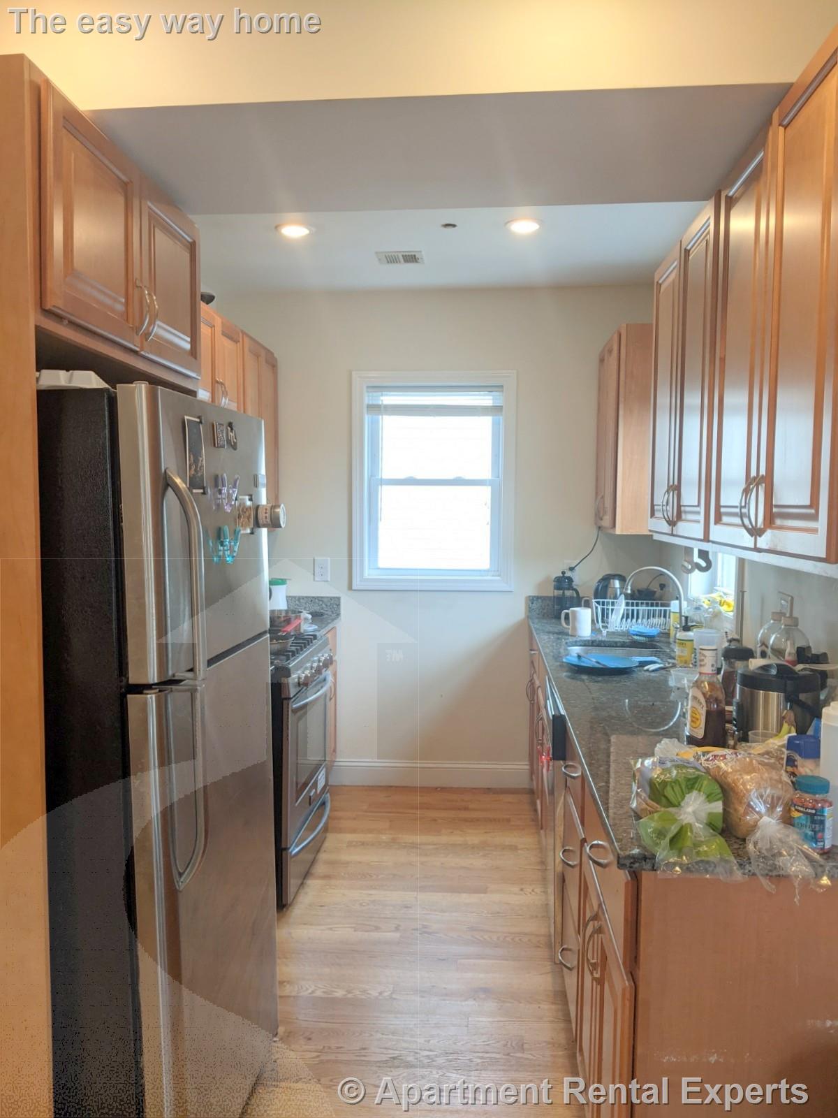 142 Holland St, Davis Square