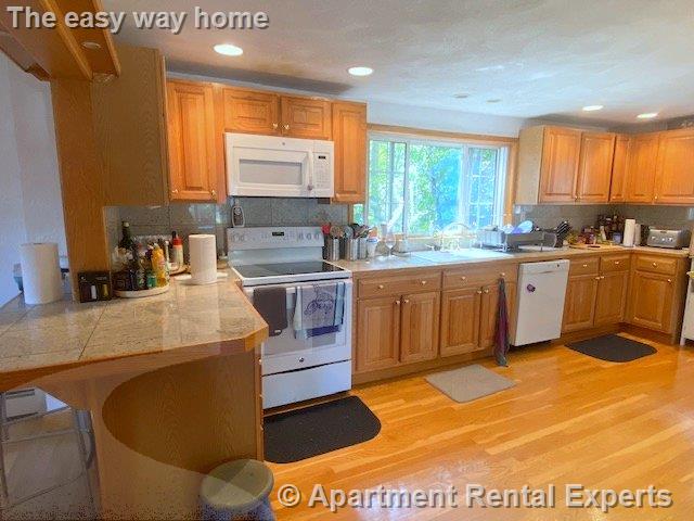 16 Summit Ave, Spring Hill