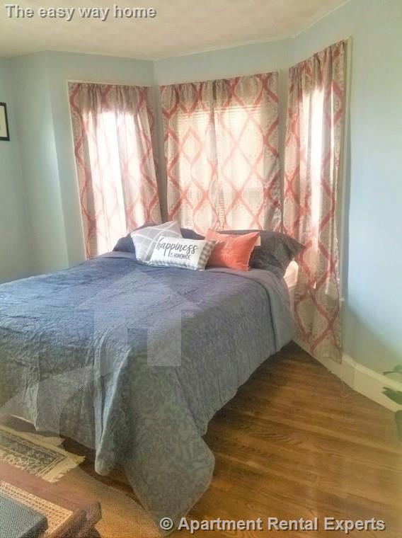 195 Concord Ave, Huron Village