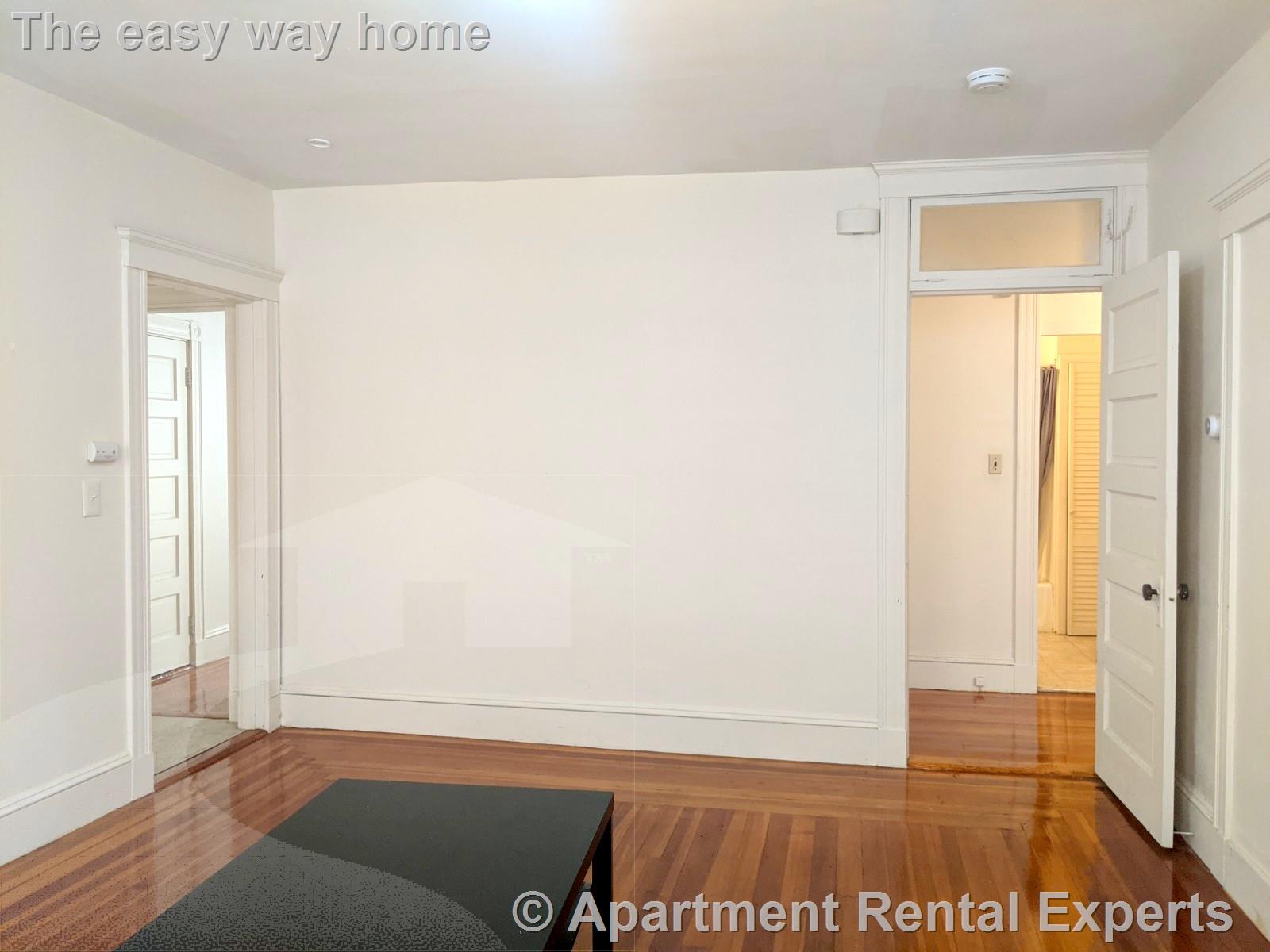 9 Cleveland St, Porter Square