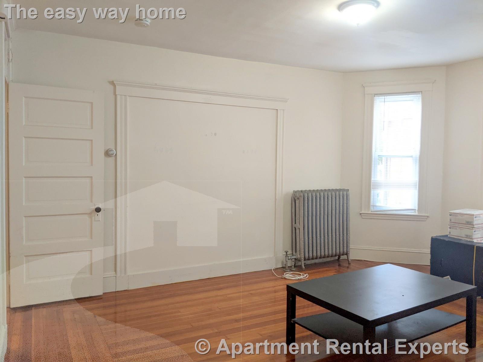 9 Cleveland St, Porter Square