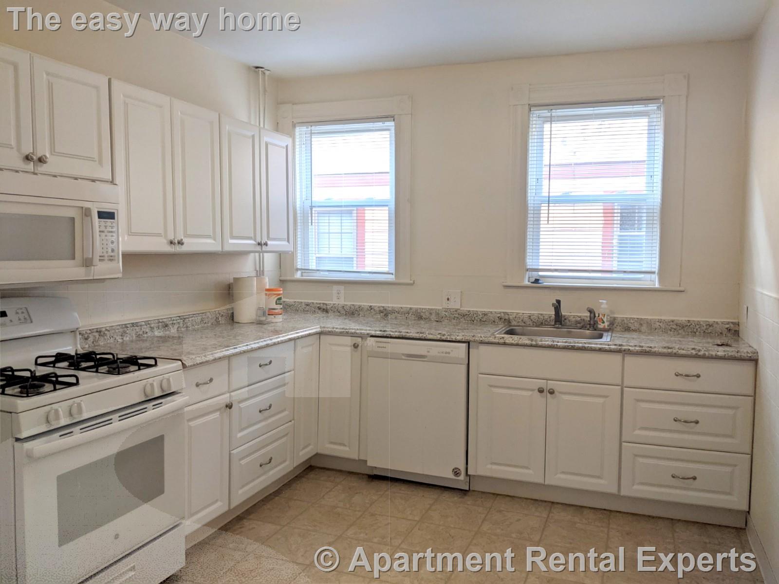 9 Cleveland St, Porter Square