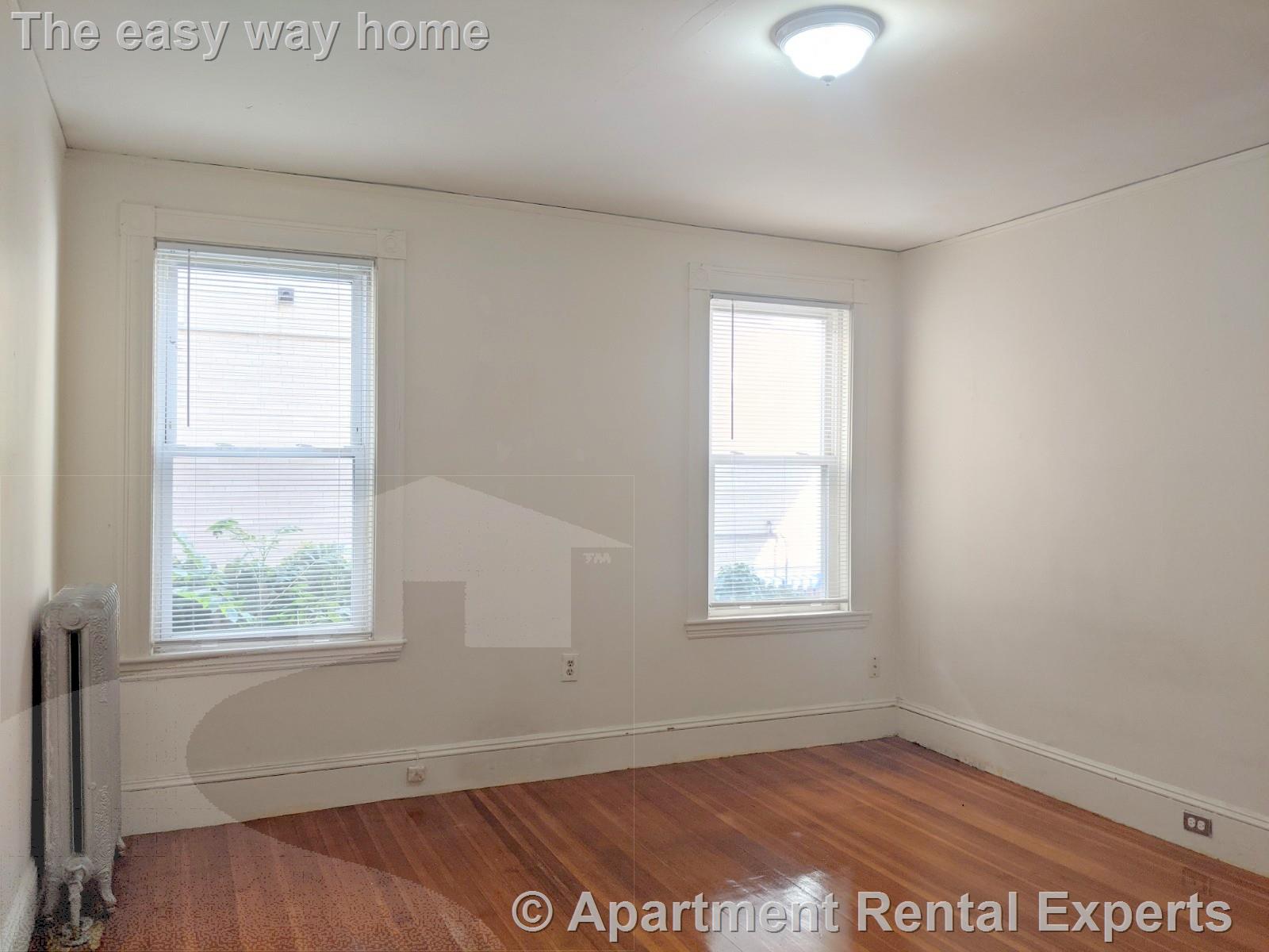 9 Cleveland St, Porter Square