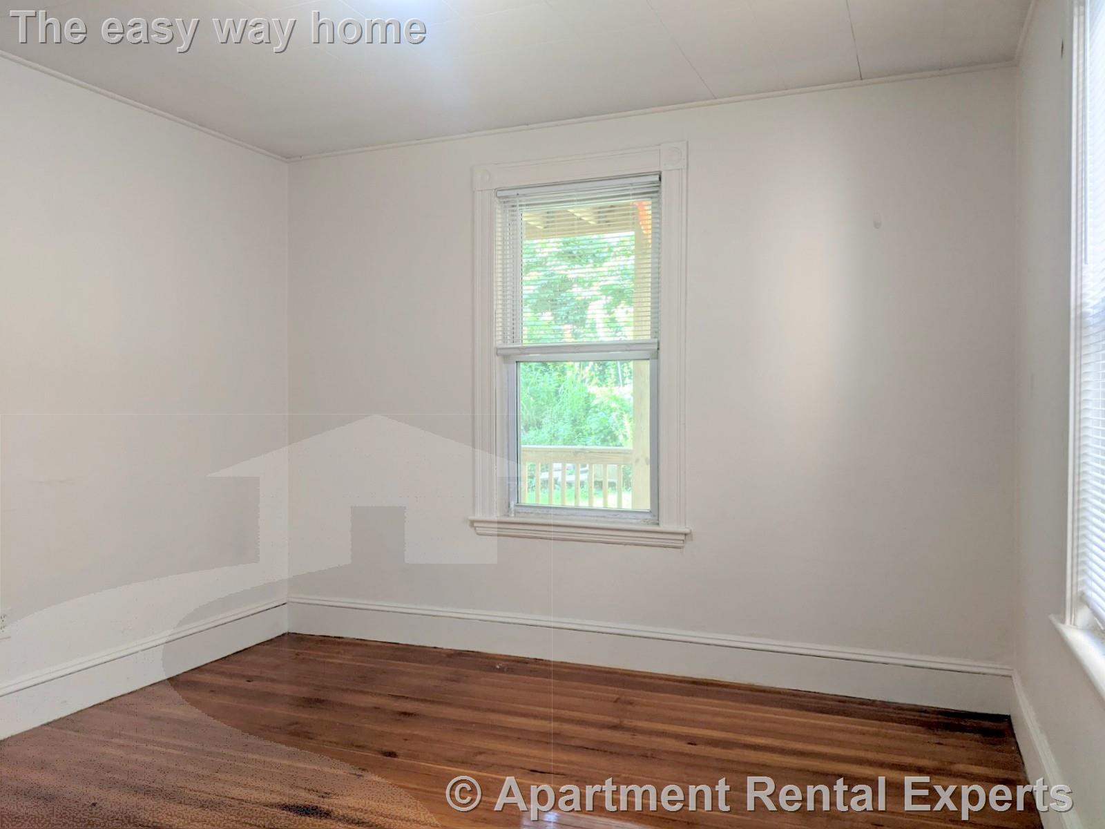 9 Cleveland St, Porter Square