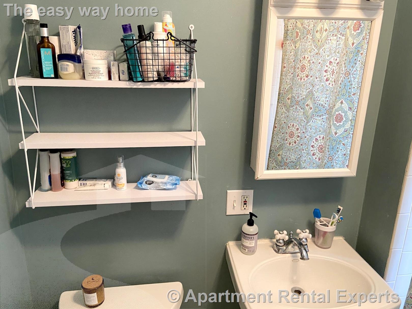 41 Bay State Ave, Davis Square