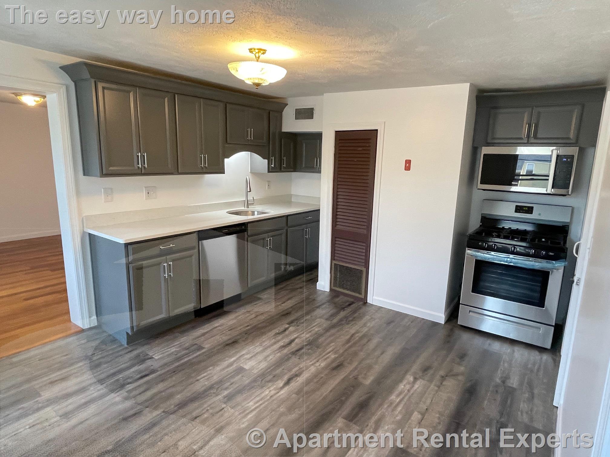 72 School St, Central Square