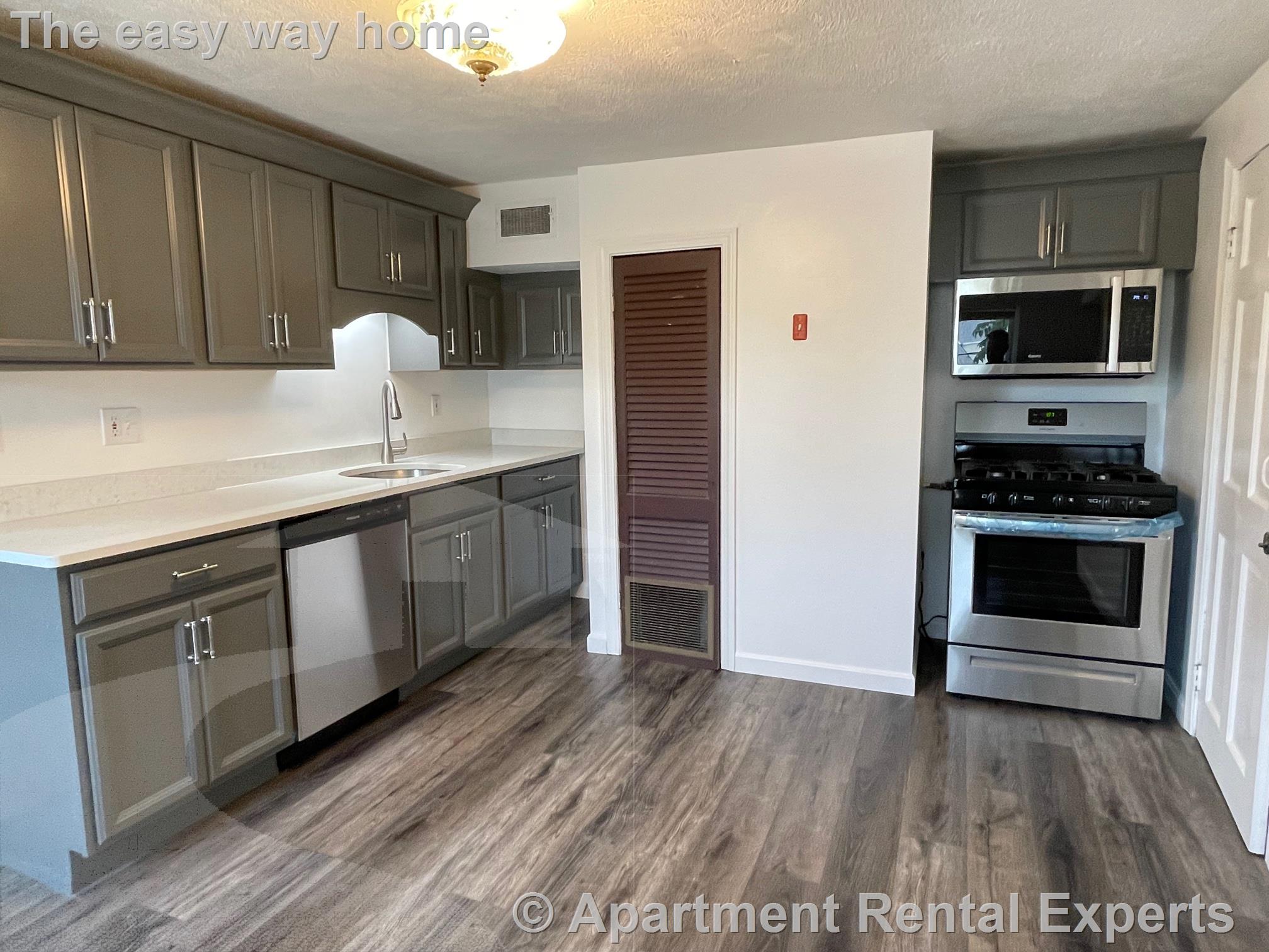 72 School St, Central Square