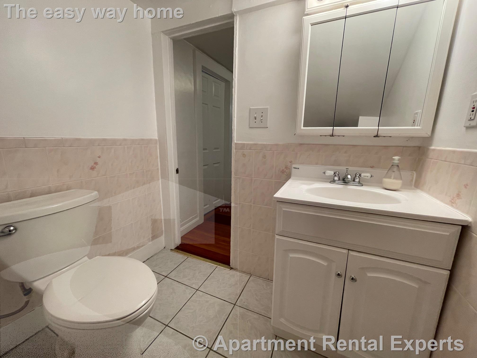 72 School St, Central Square