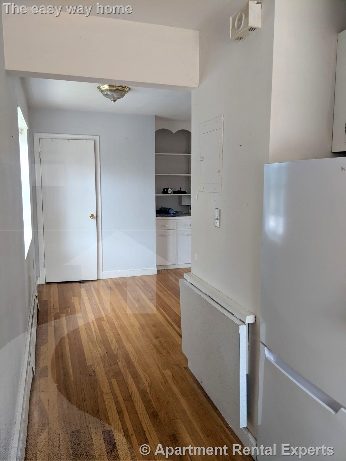 219 Massachusetts Ave, East Arlington