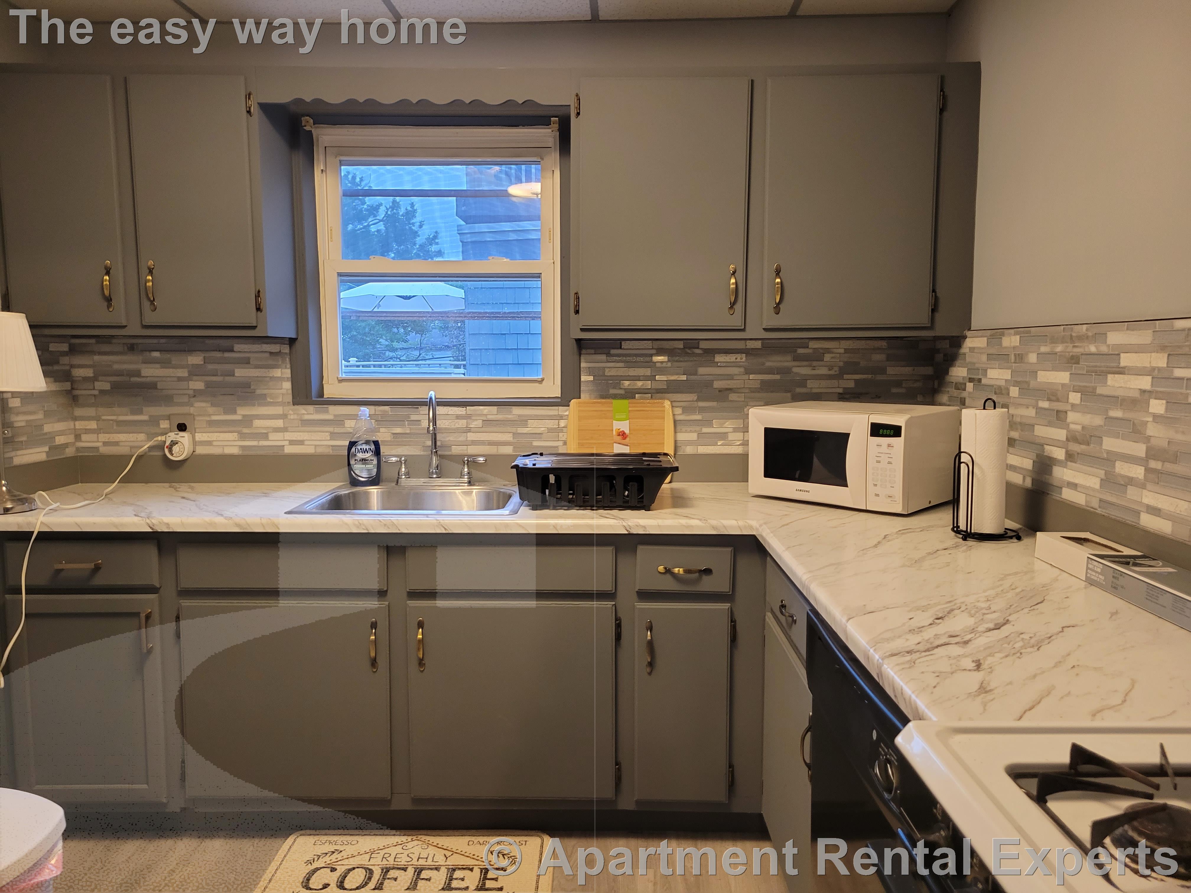 28 Monmouth St, Spring Hill