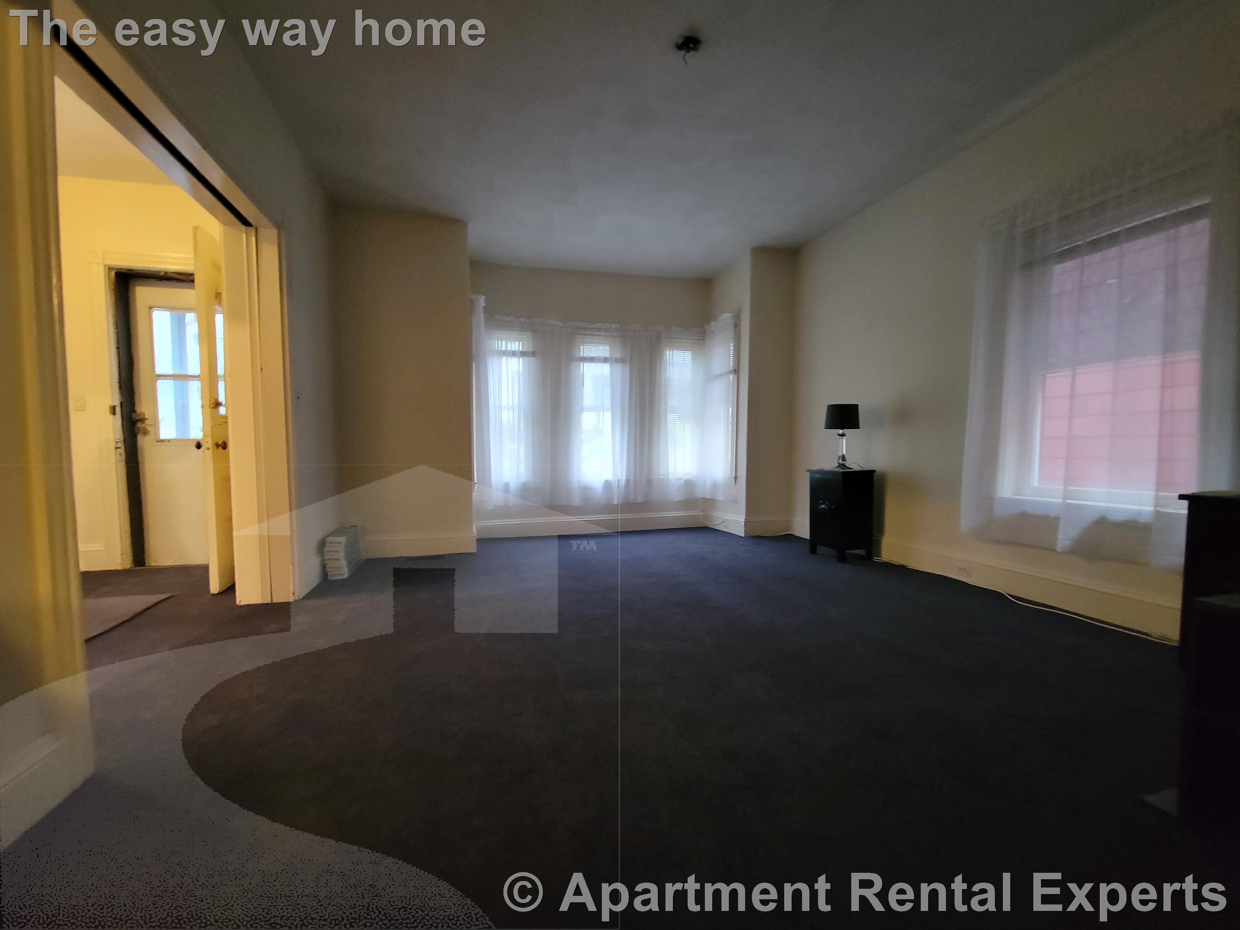 28 Monmouth St, Spring Hill