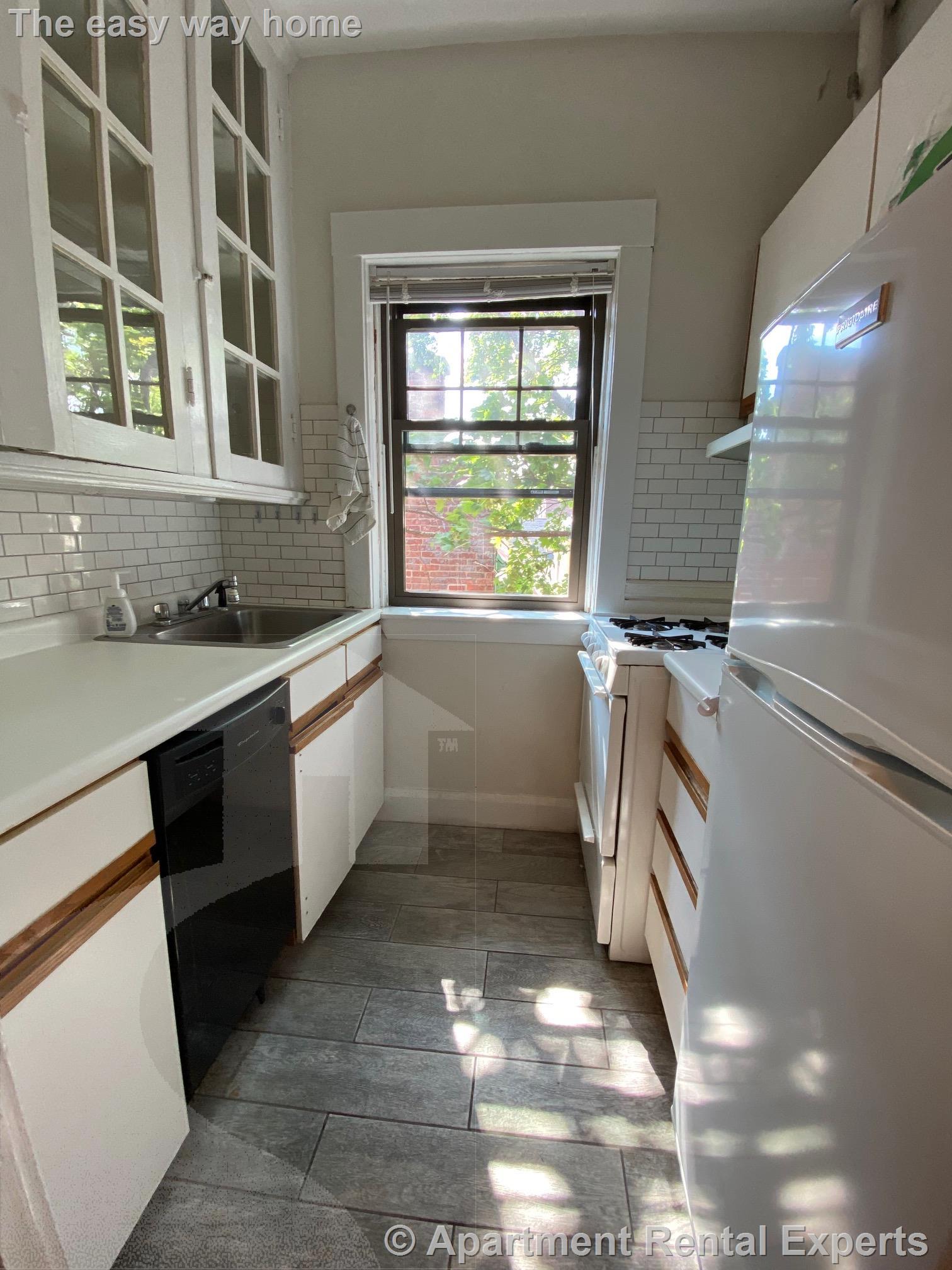 5 Linnaean St, Porter Square