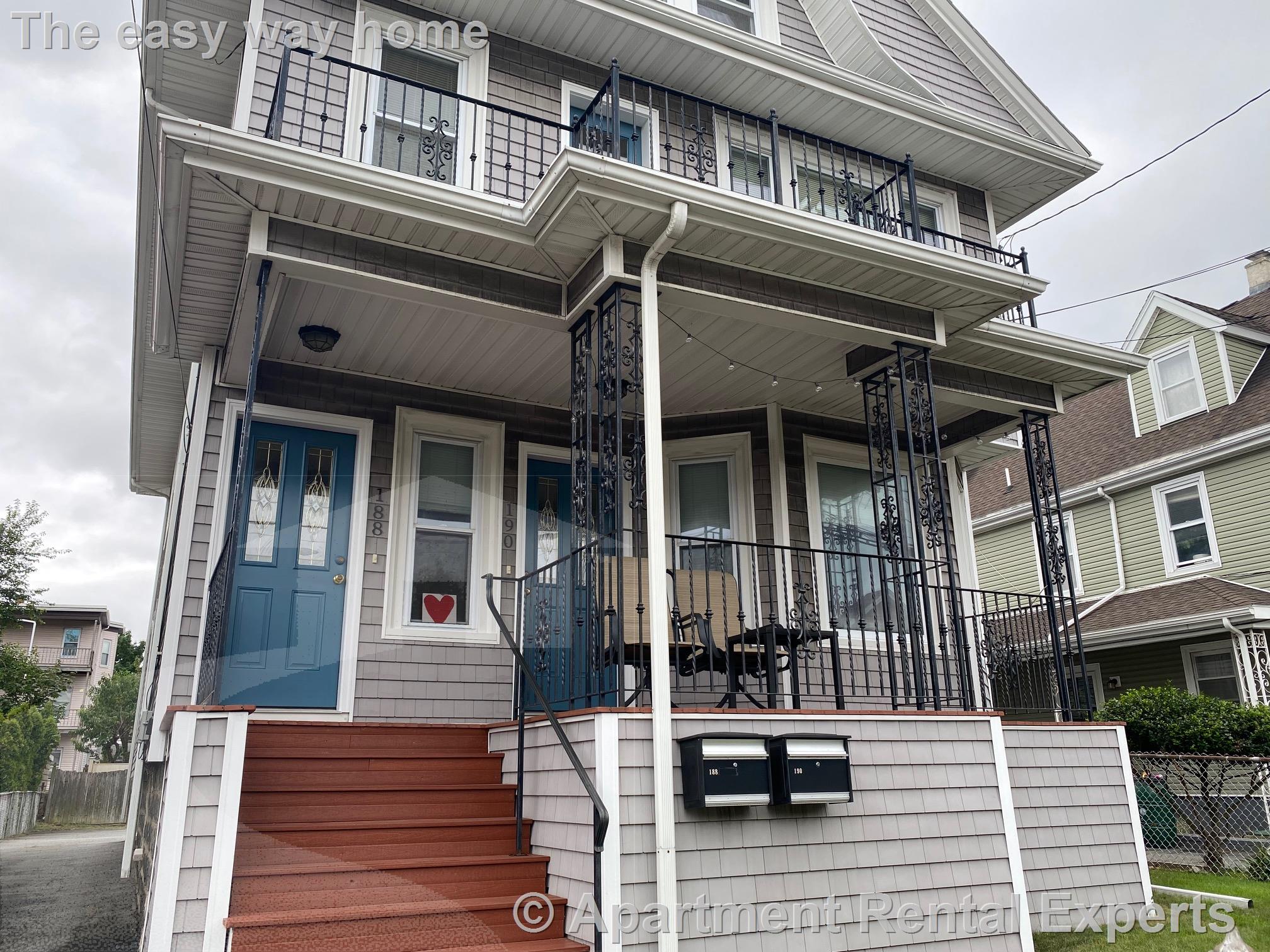 188 Harvard St, Tufts