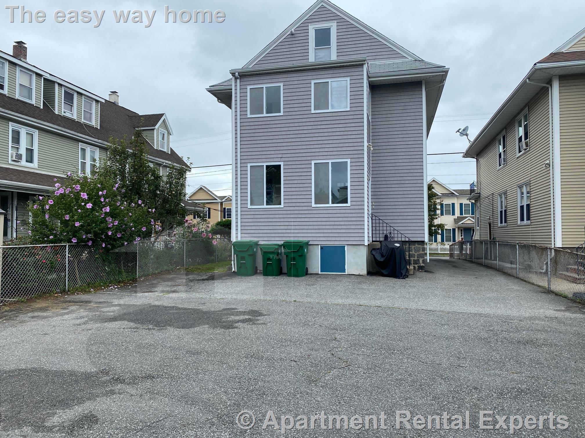 188 Harvard St, Tufts