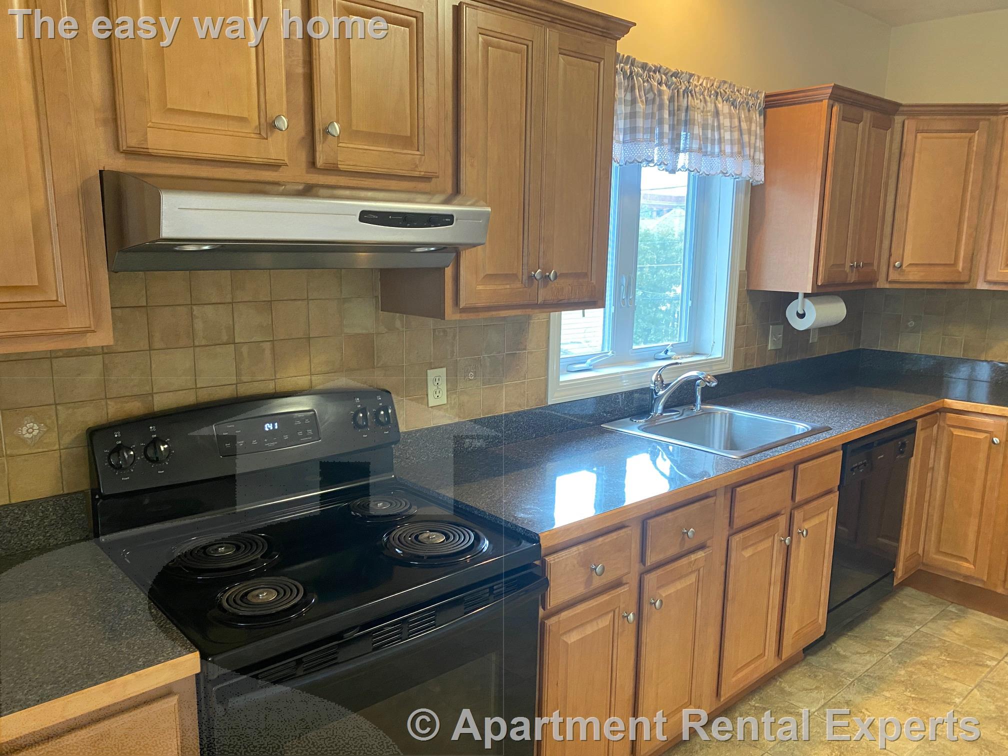 188 Harvard St, Tufts