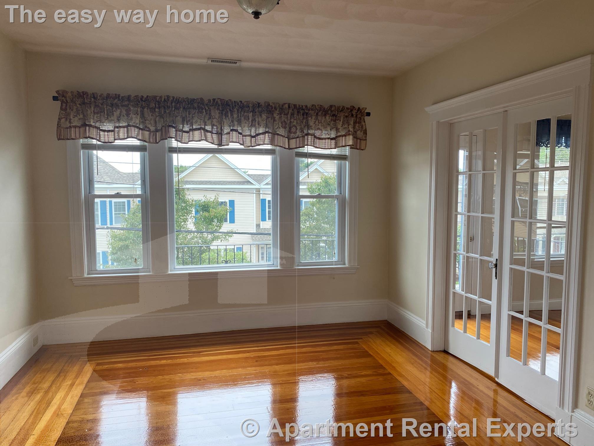 188 Harvard St, Tufts