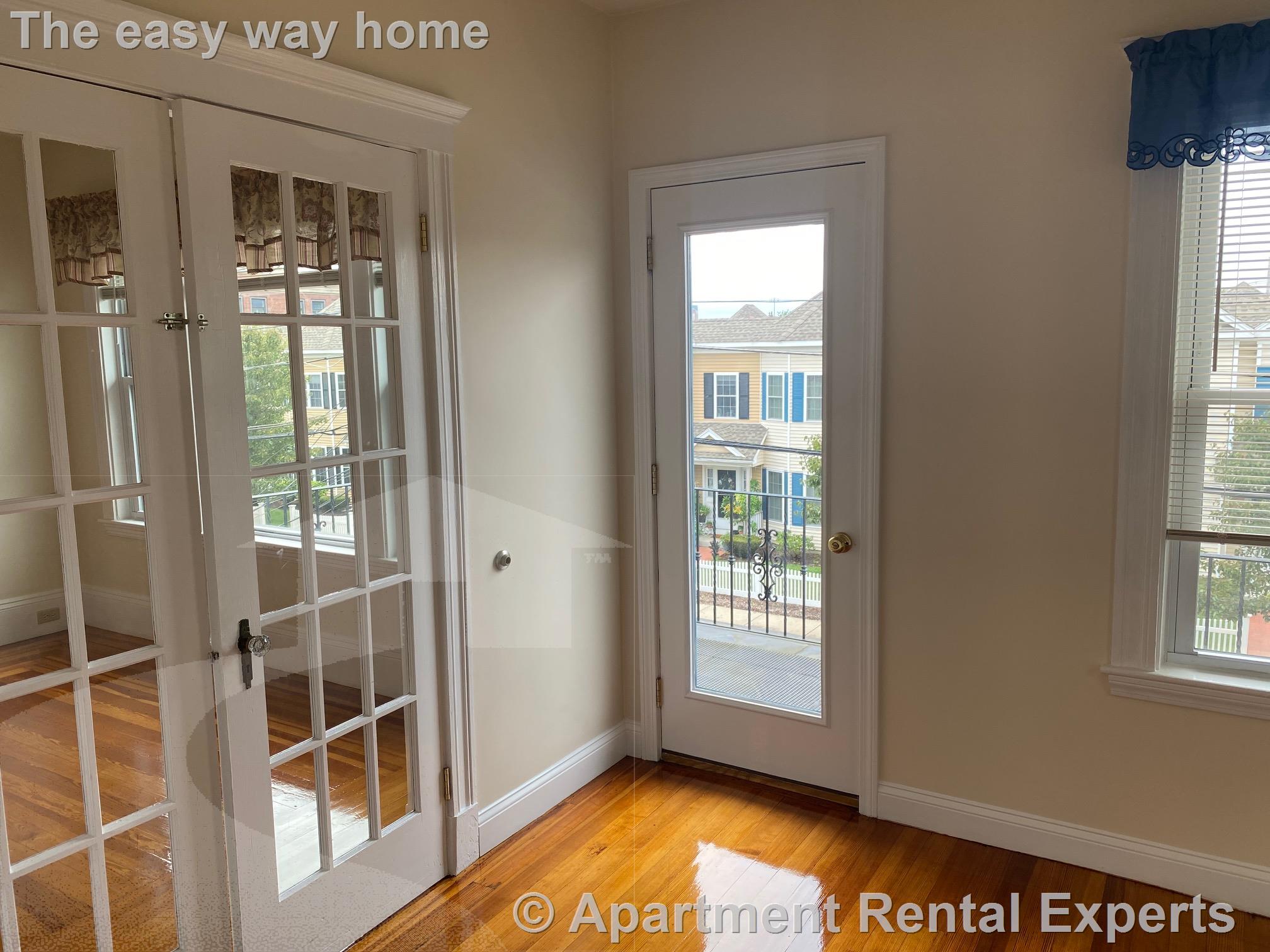 188 Harvard St, Tufts