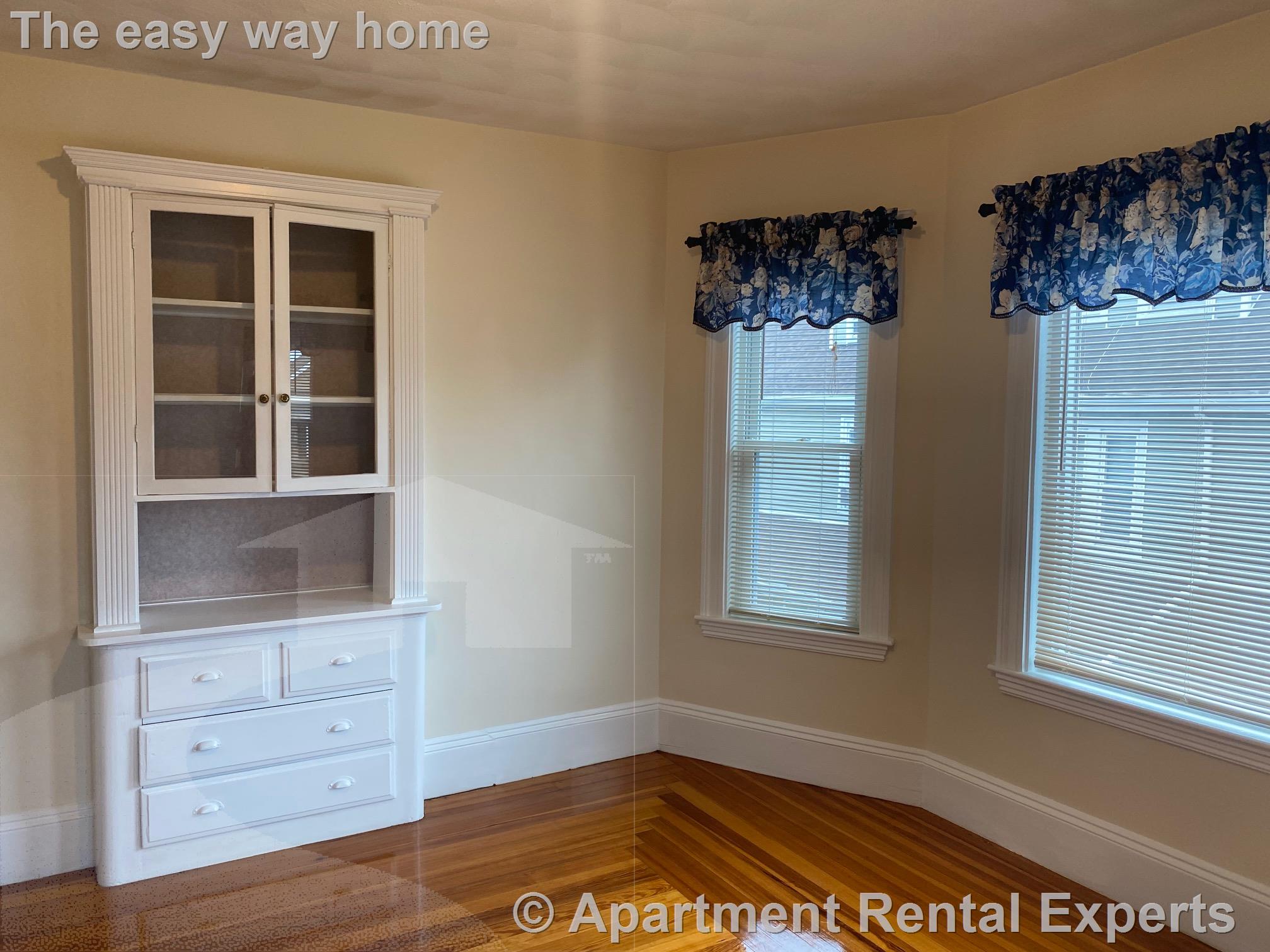 188 Harvard St, Tufts