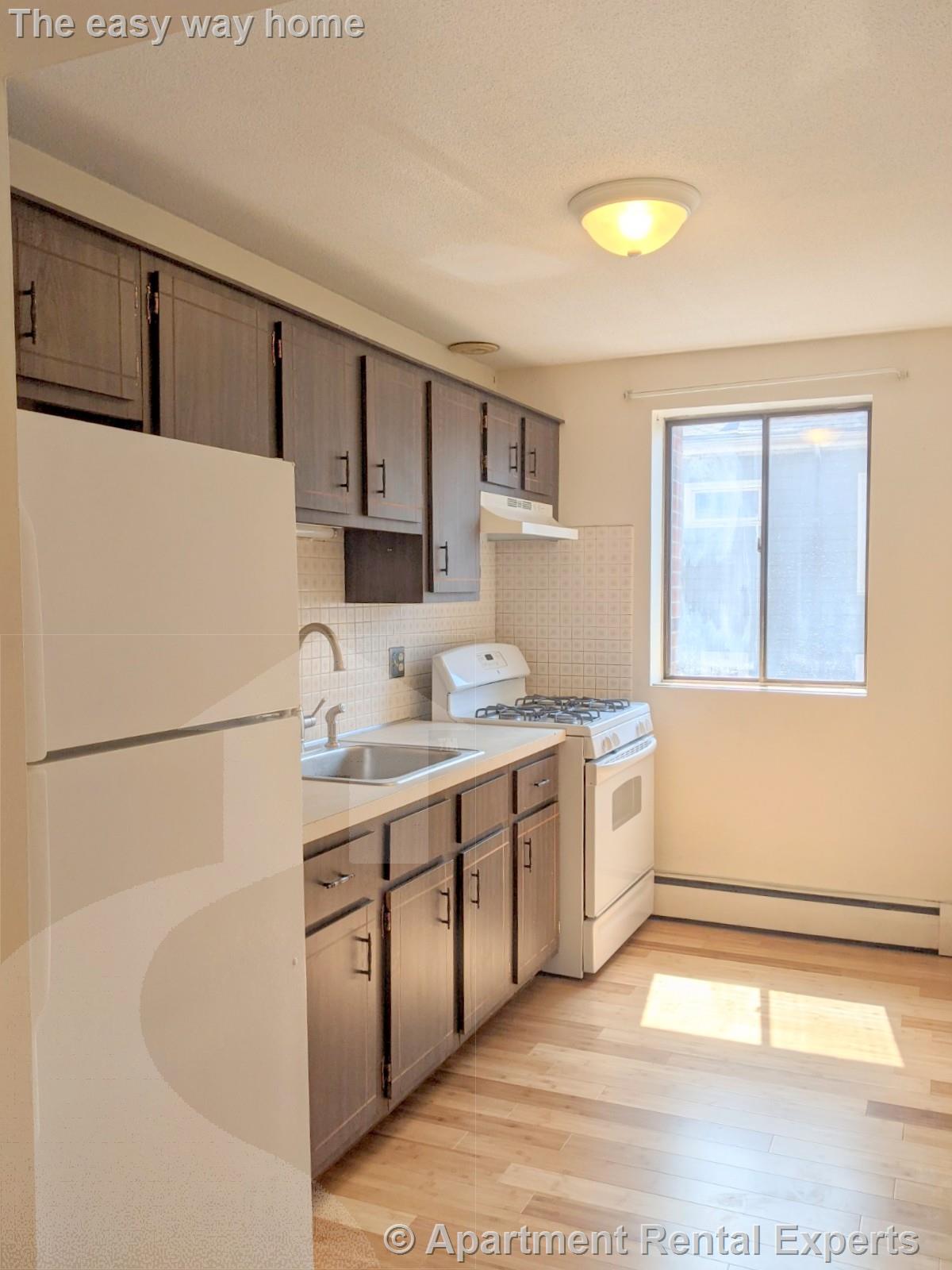 12 Cameron Ave, Davis Square