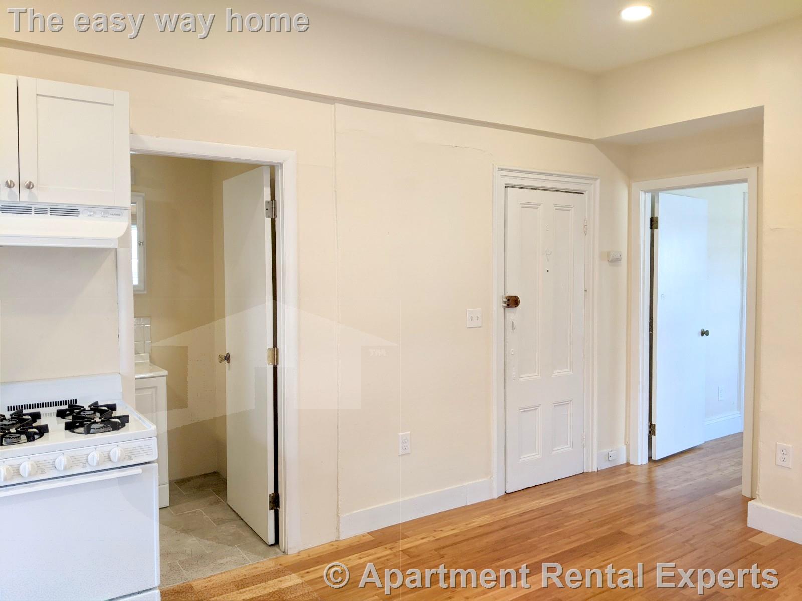 19 Cameron Ave, Davis Square