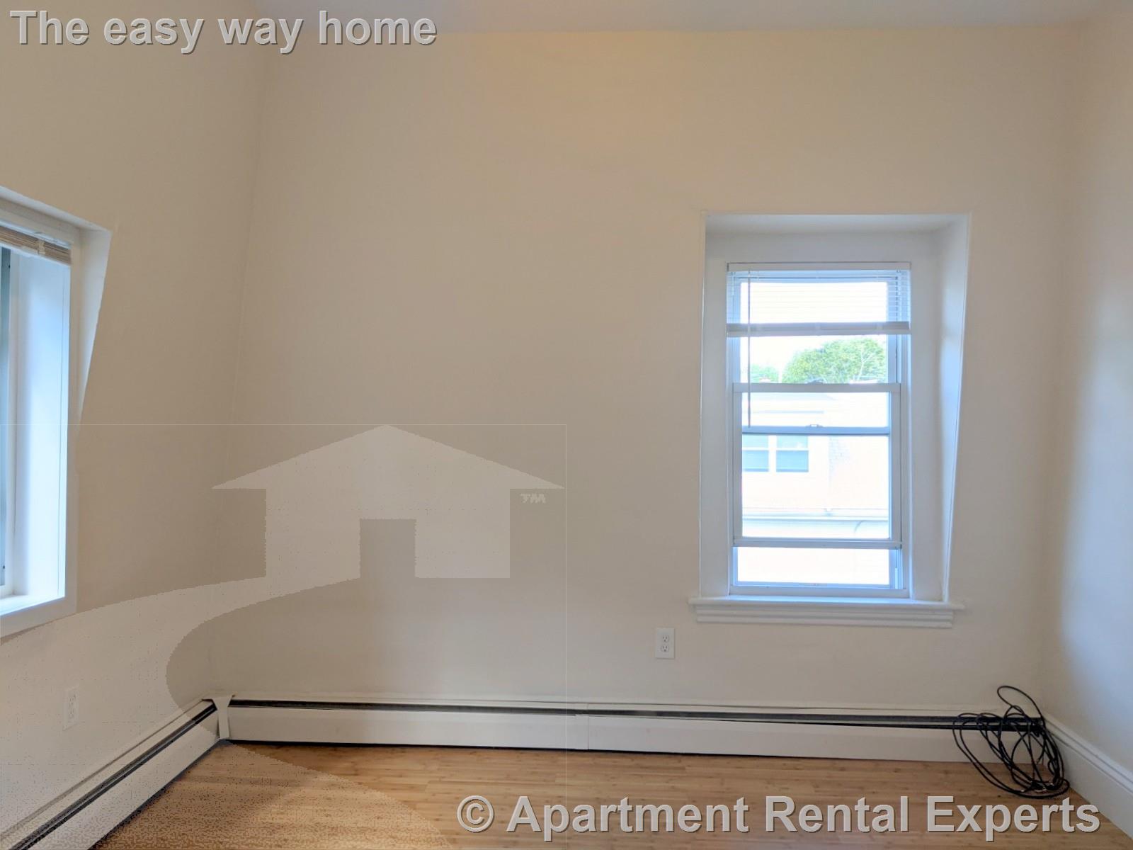 19 Cameron Ave, Davis Square