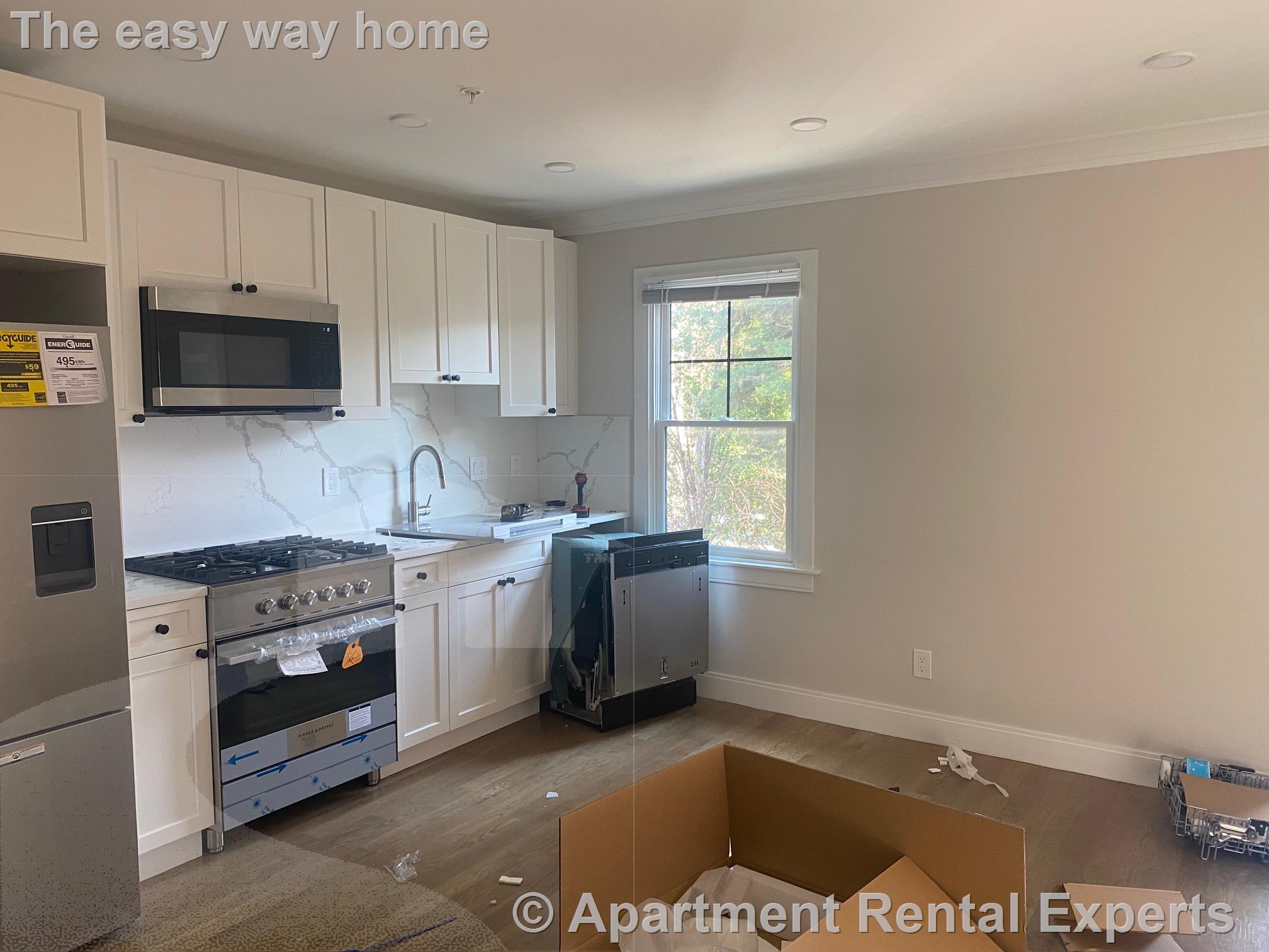 14 Lopez Ave, East Cambridge