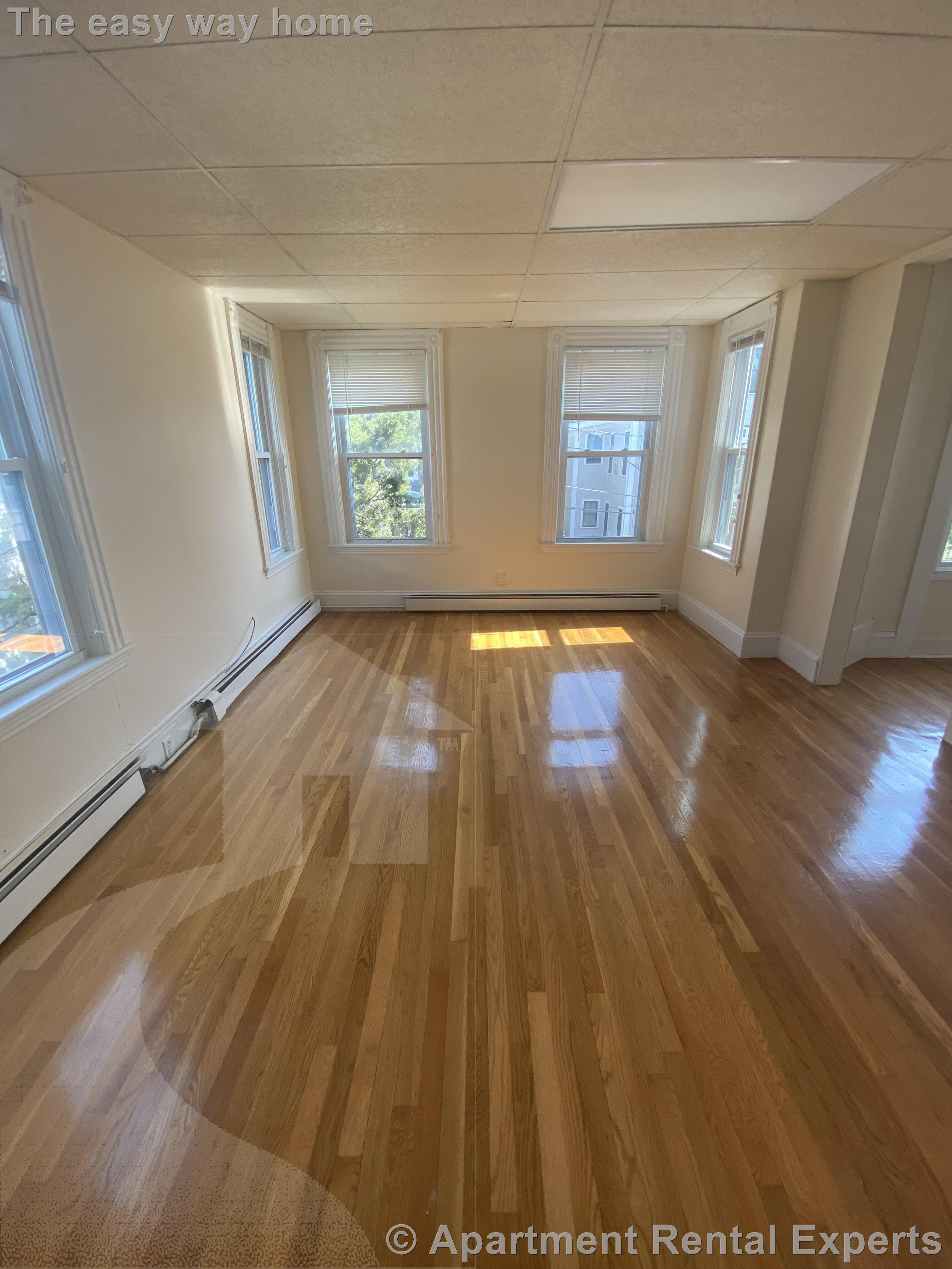 20 Mossland St, Porter Square