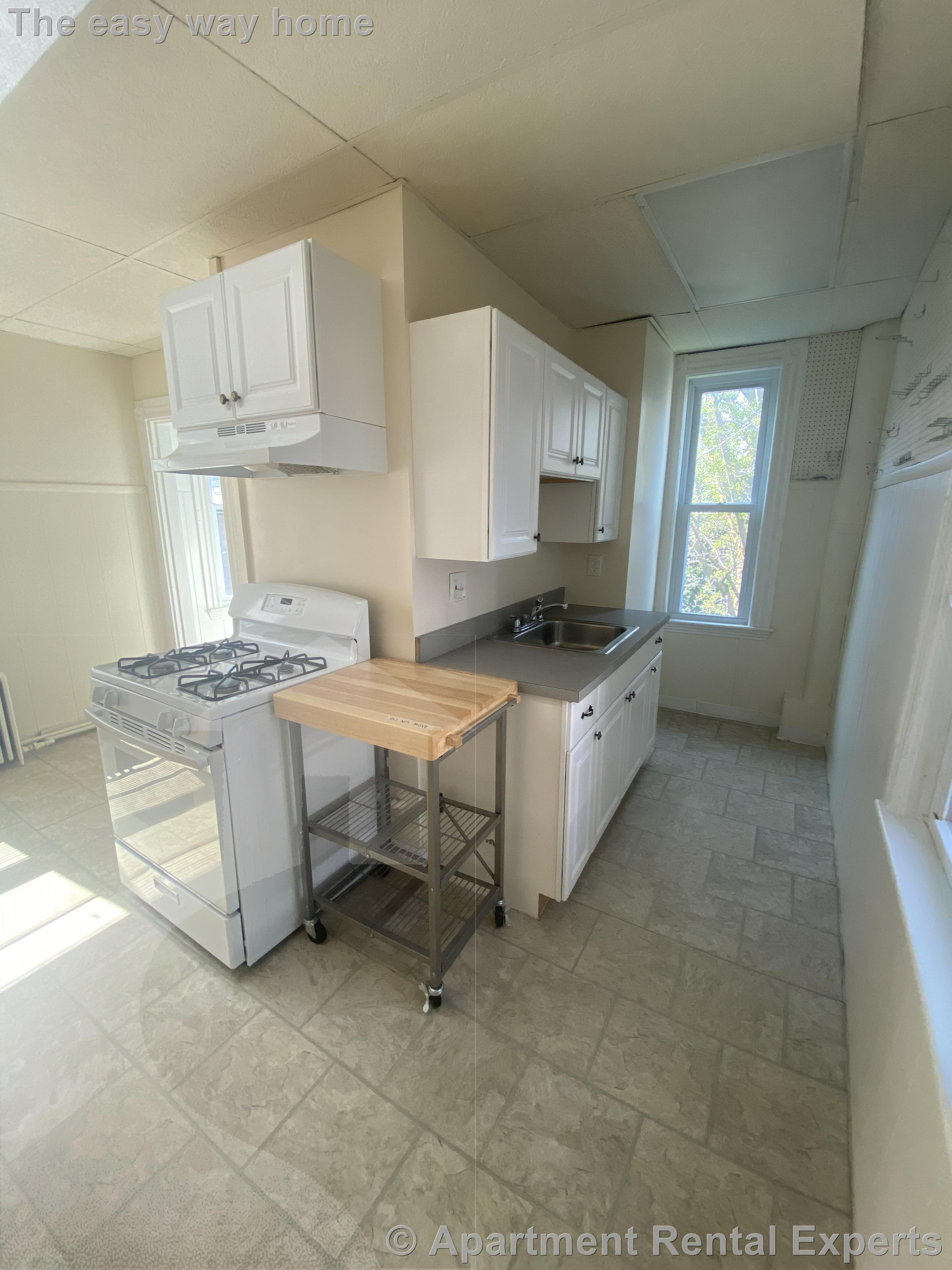 20 Mossland St, Porter Square