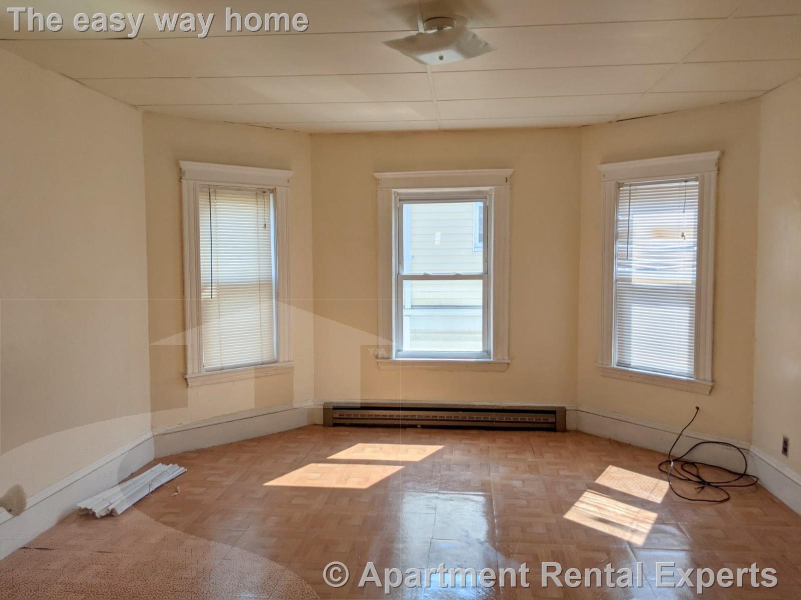 99 Central St, Spring Hill