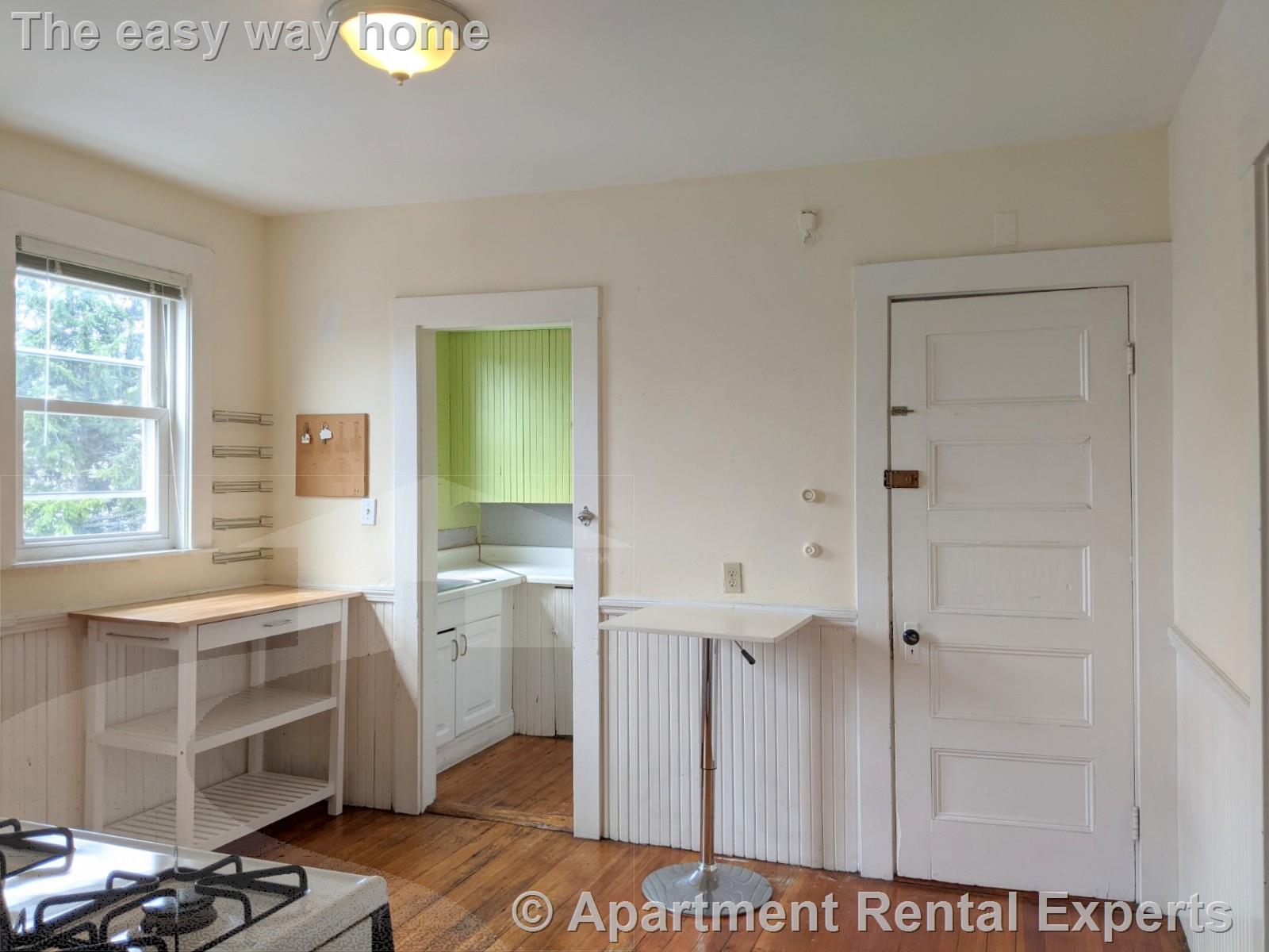 3-5 Newbury St, Teele Square