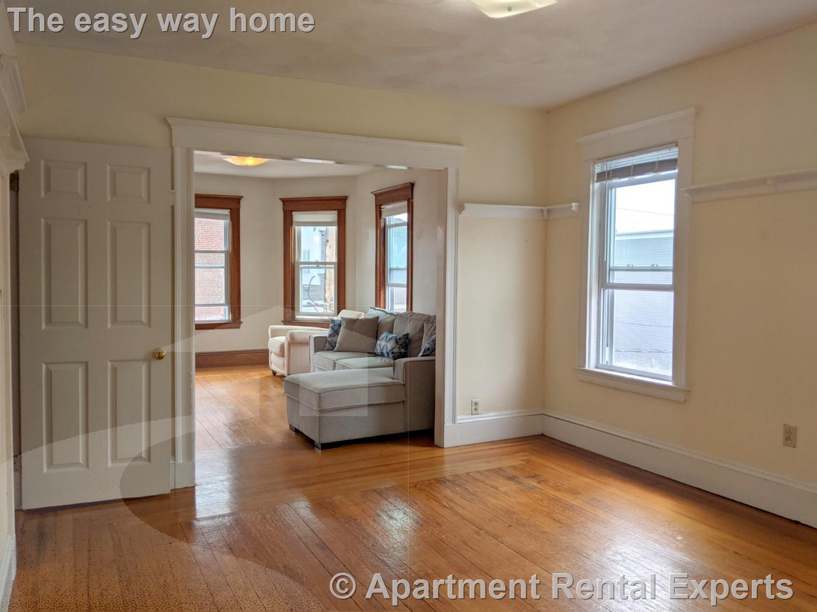 3-5 Newbury St, Teele Square