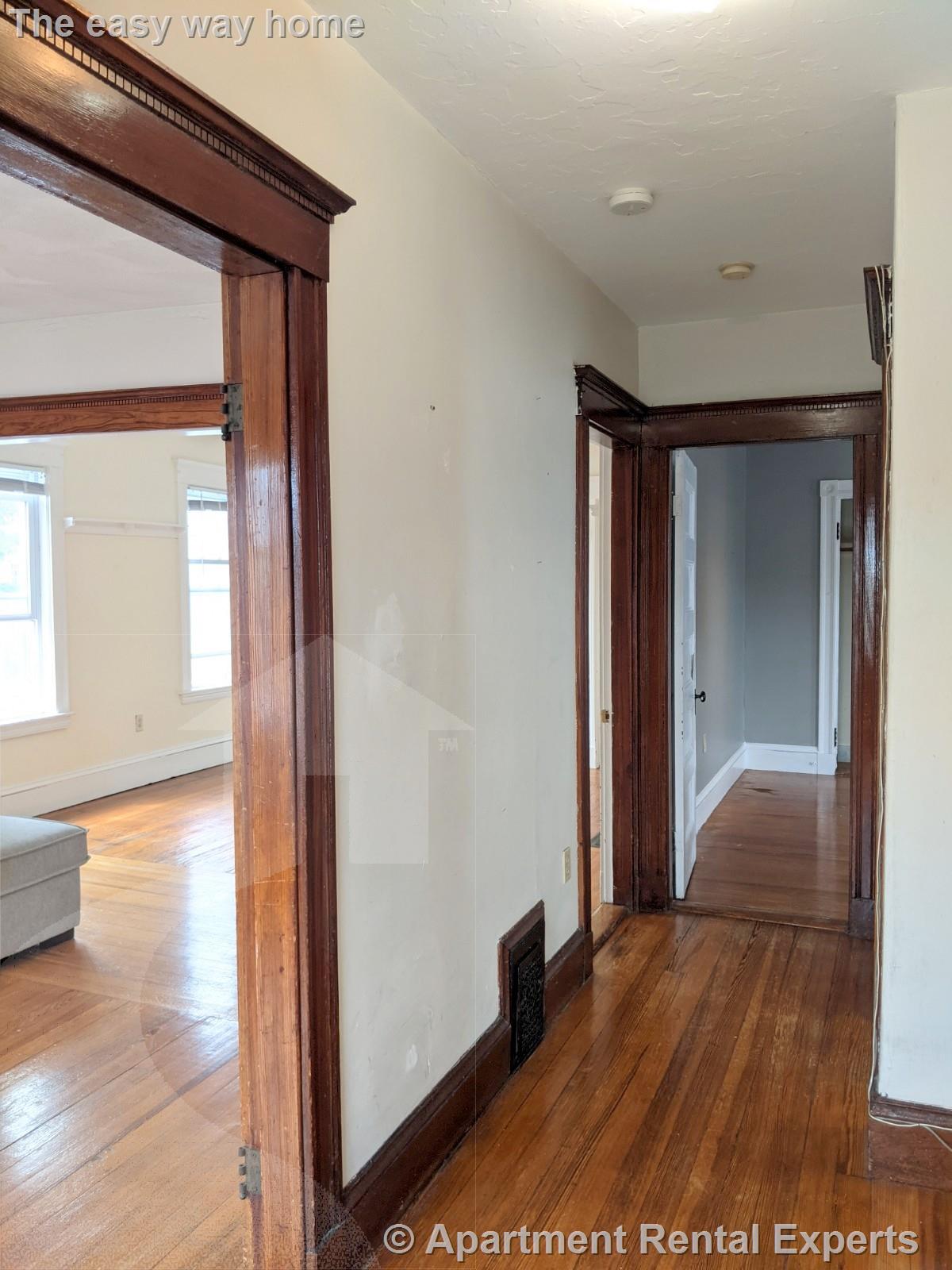 3-5 Newbury St, Teele Square