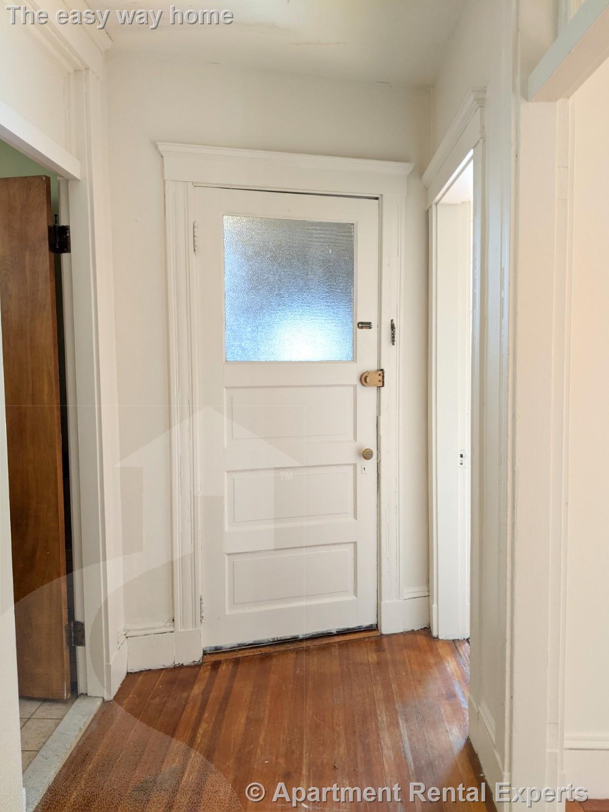 9 Cleveland St, Porter Square