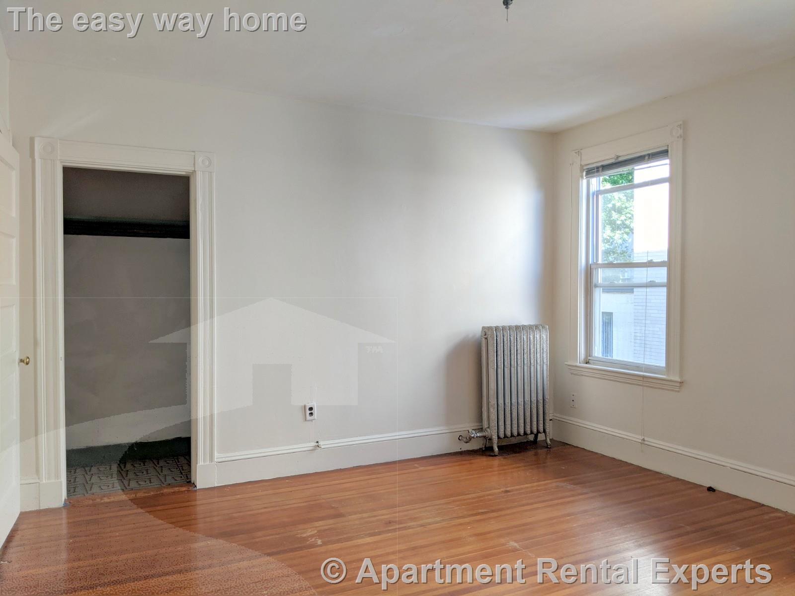 9 Cleveland St, Porter Square