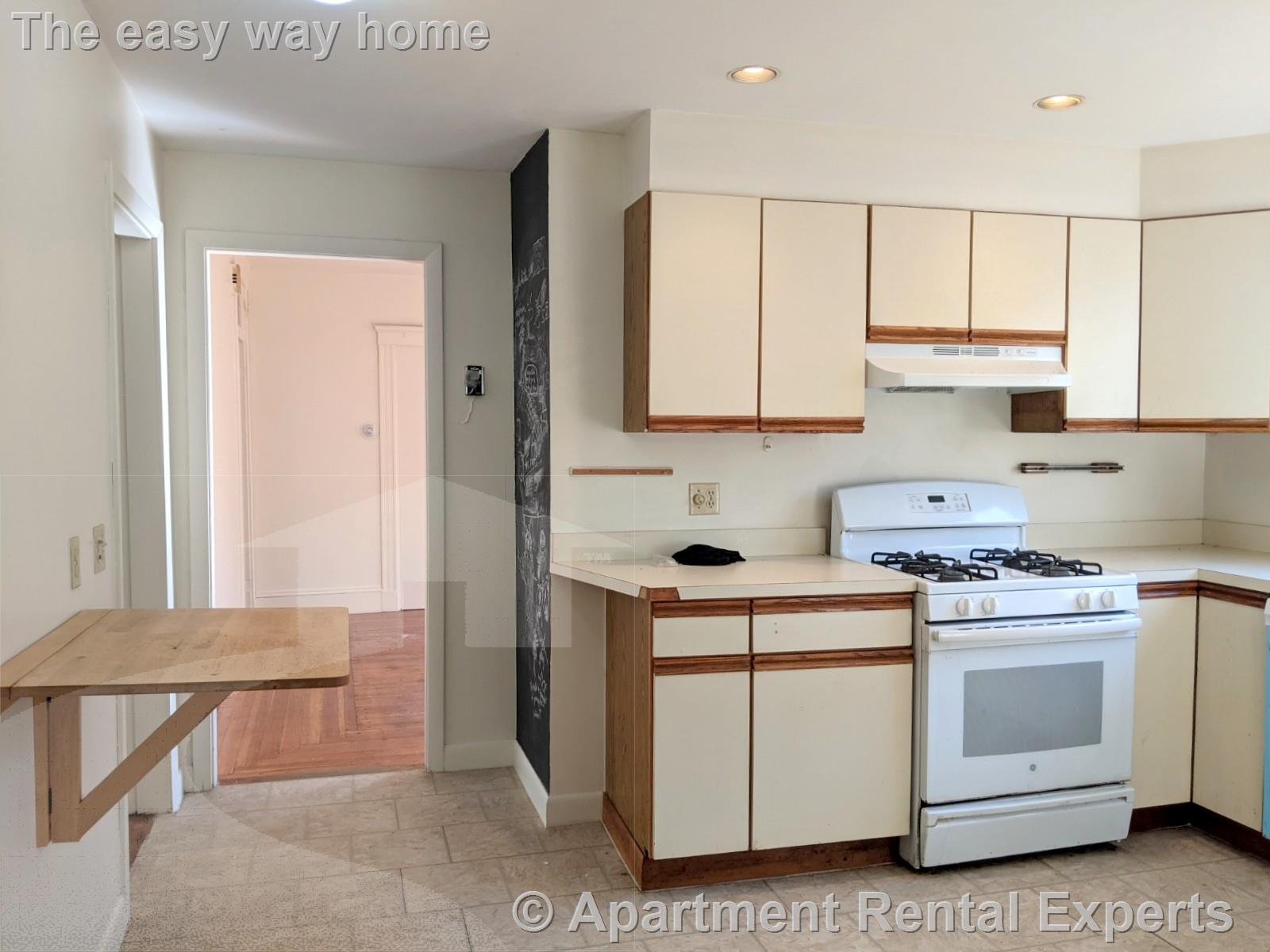 9 Cleveland St, Porter Square