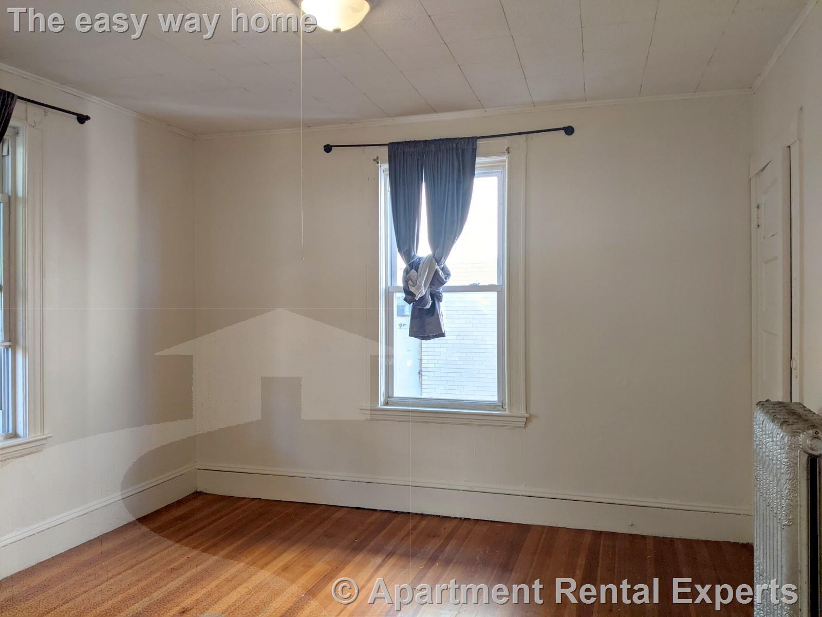 9 Cleveland St, Porter Square