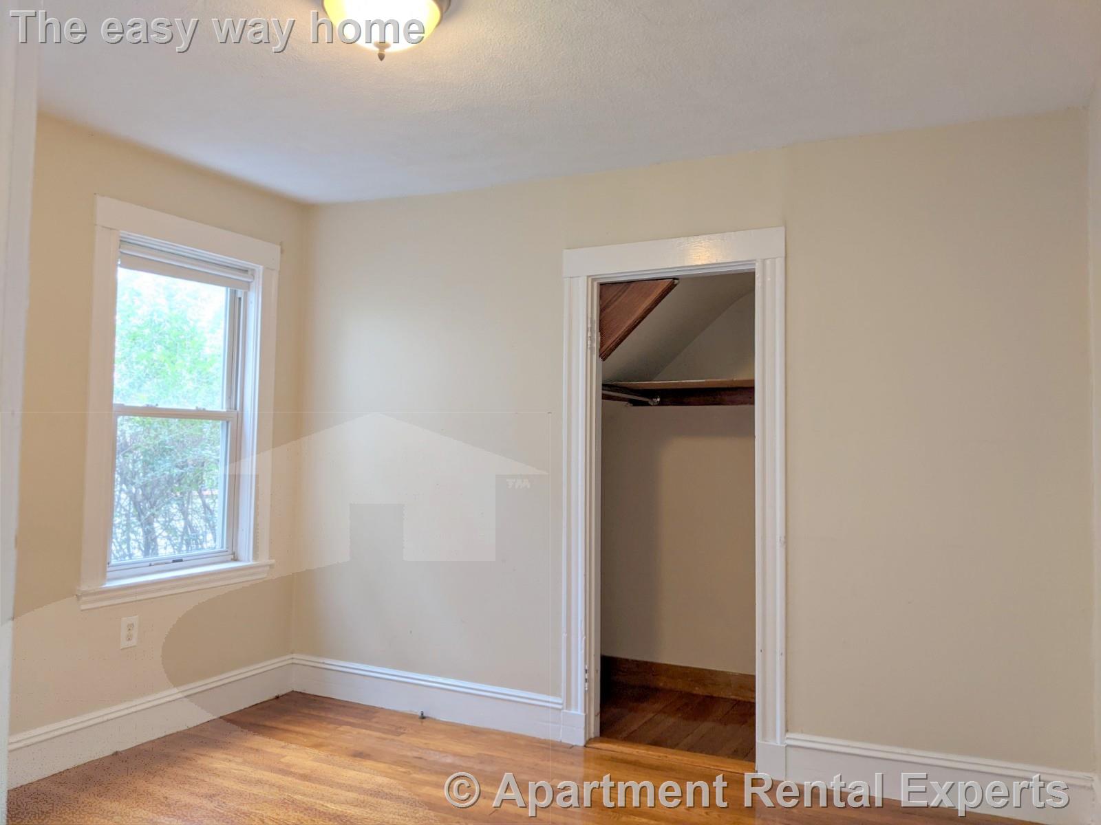 25 Boulevard Rd, East Arlington