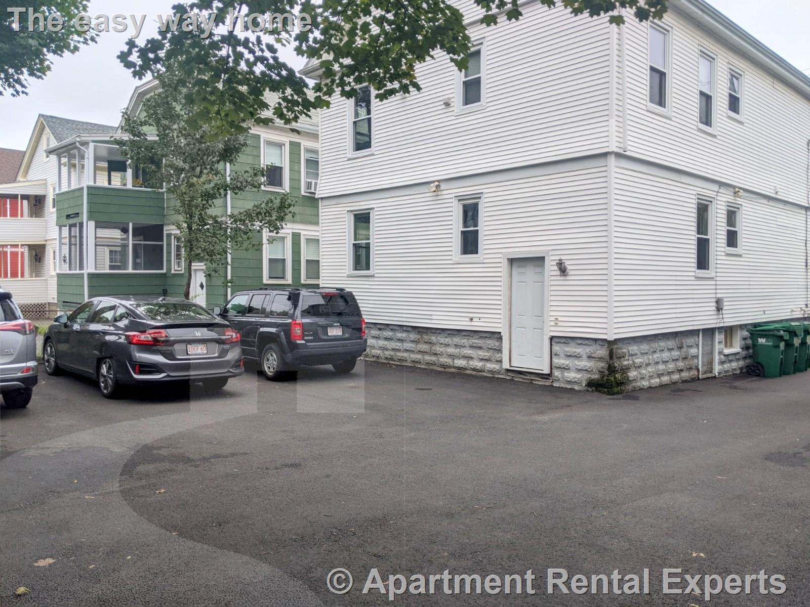 615 Boston Ave, Powderhouse