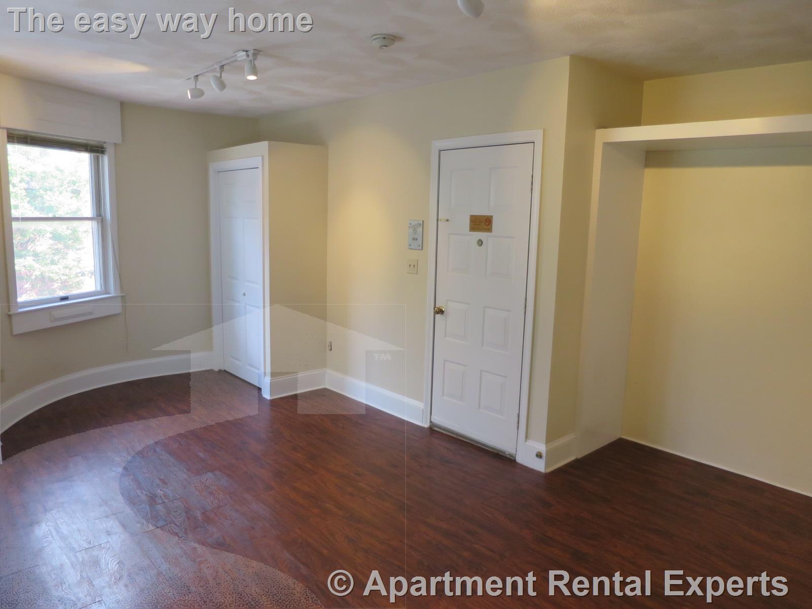 12 Mt Auburn St, Harvard Square