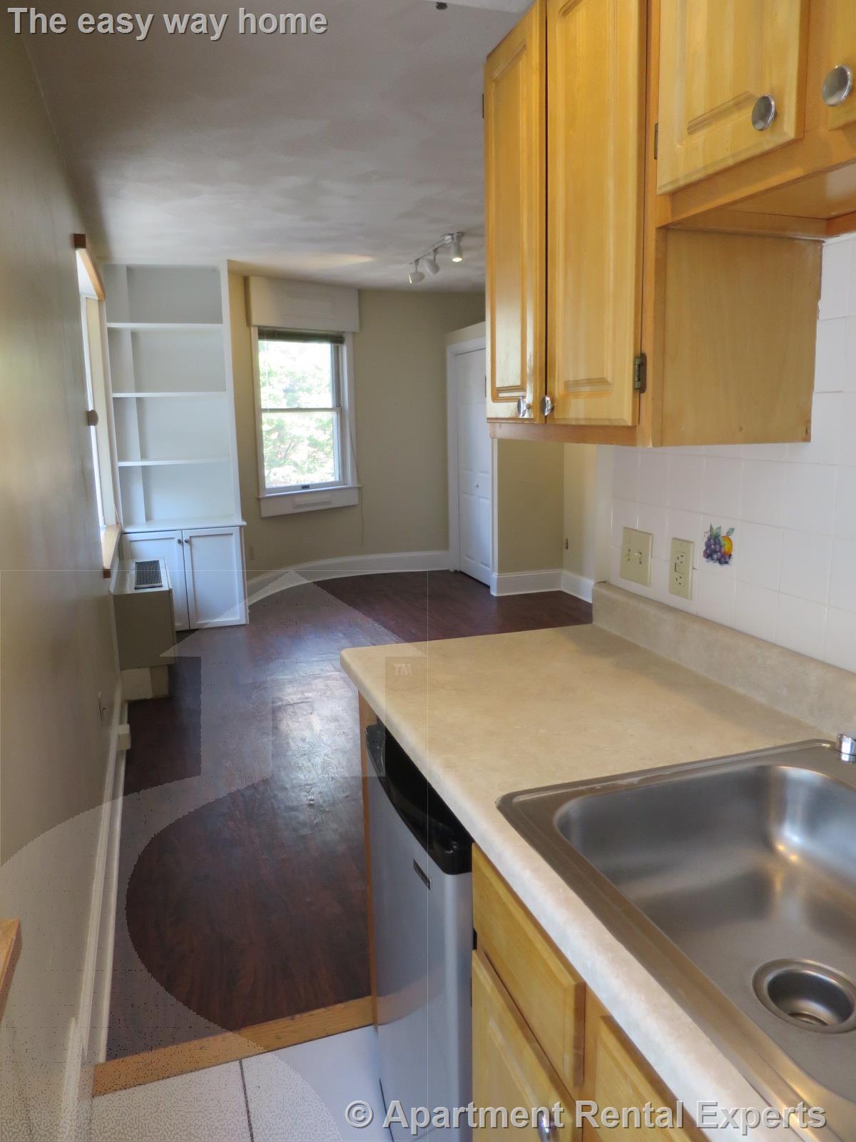 12 Mt Auburn St, Harvard Square