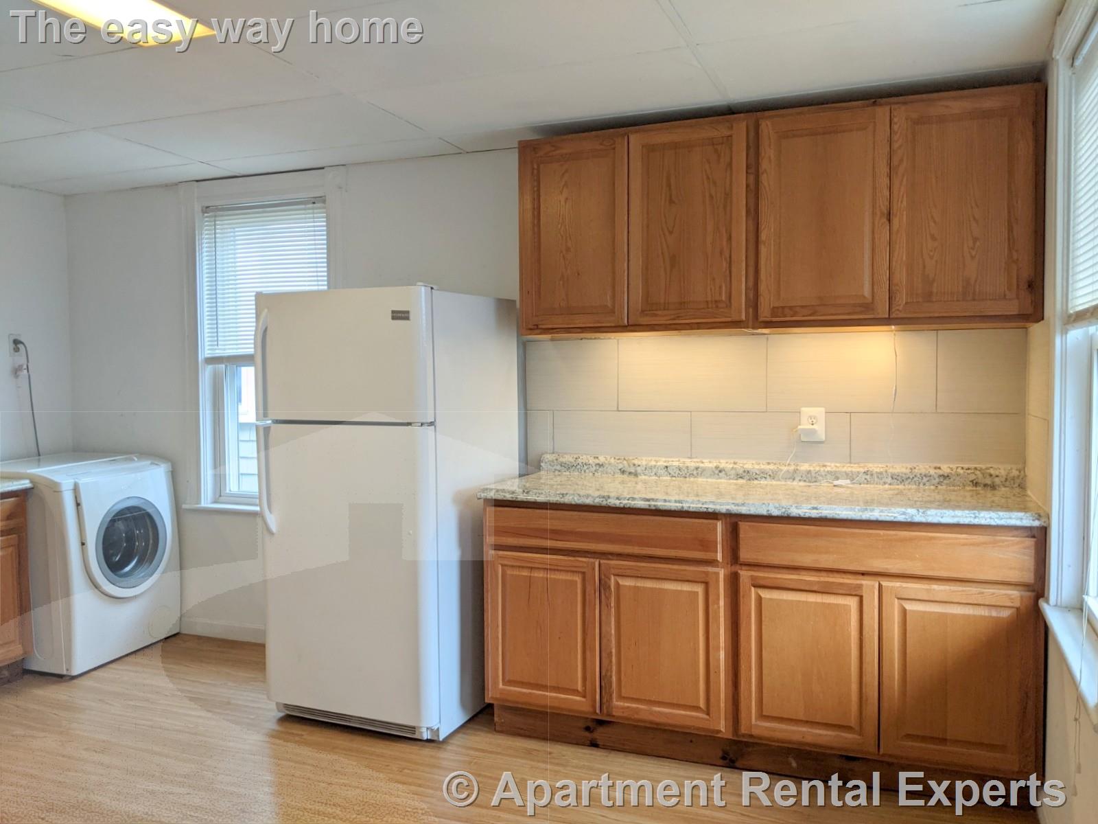 104 Conwell Ave, Tufts